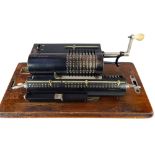 Calculating machine, shaped case, oak base, pinwheel mechanical calculator,