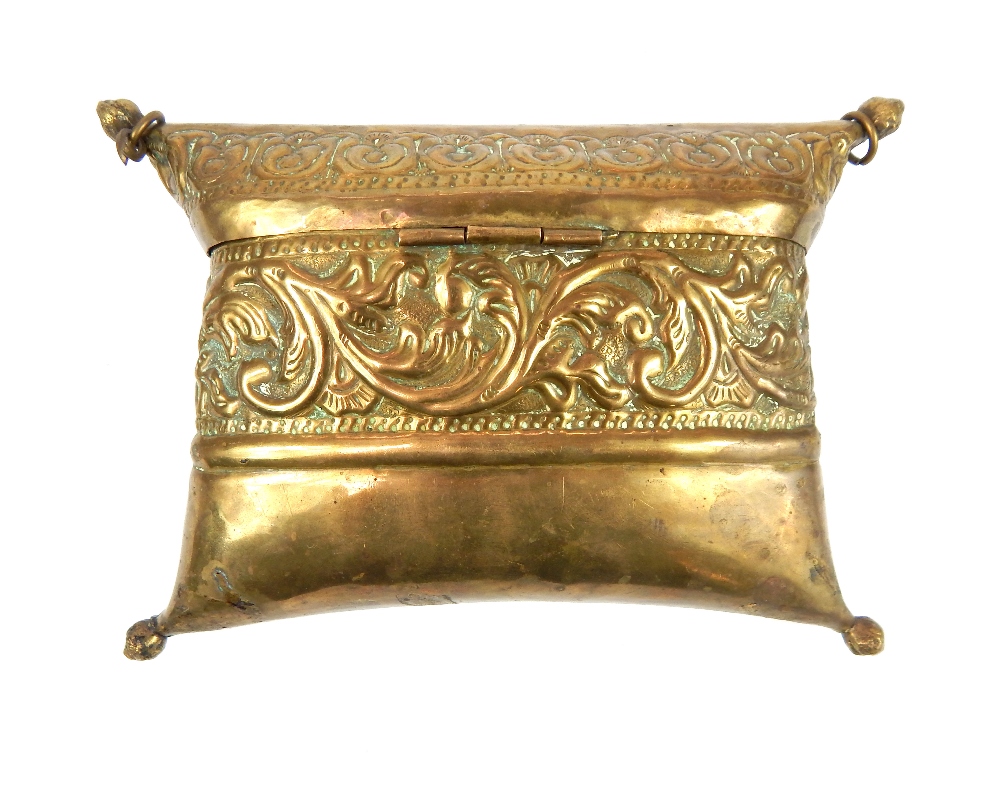 An early 20th century Middle Eastern brass purse - Image 11 of 12