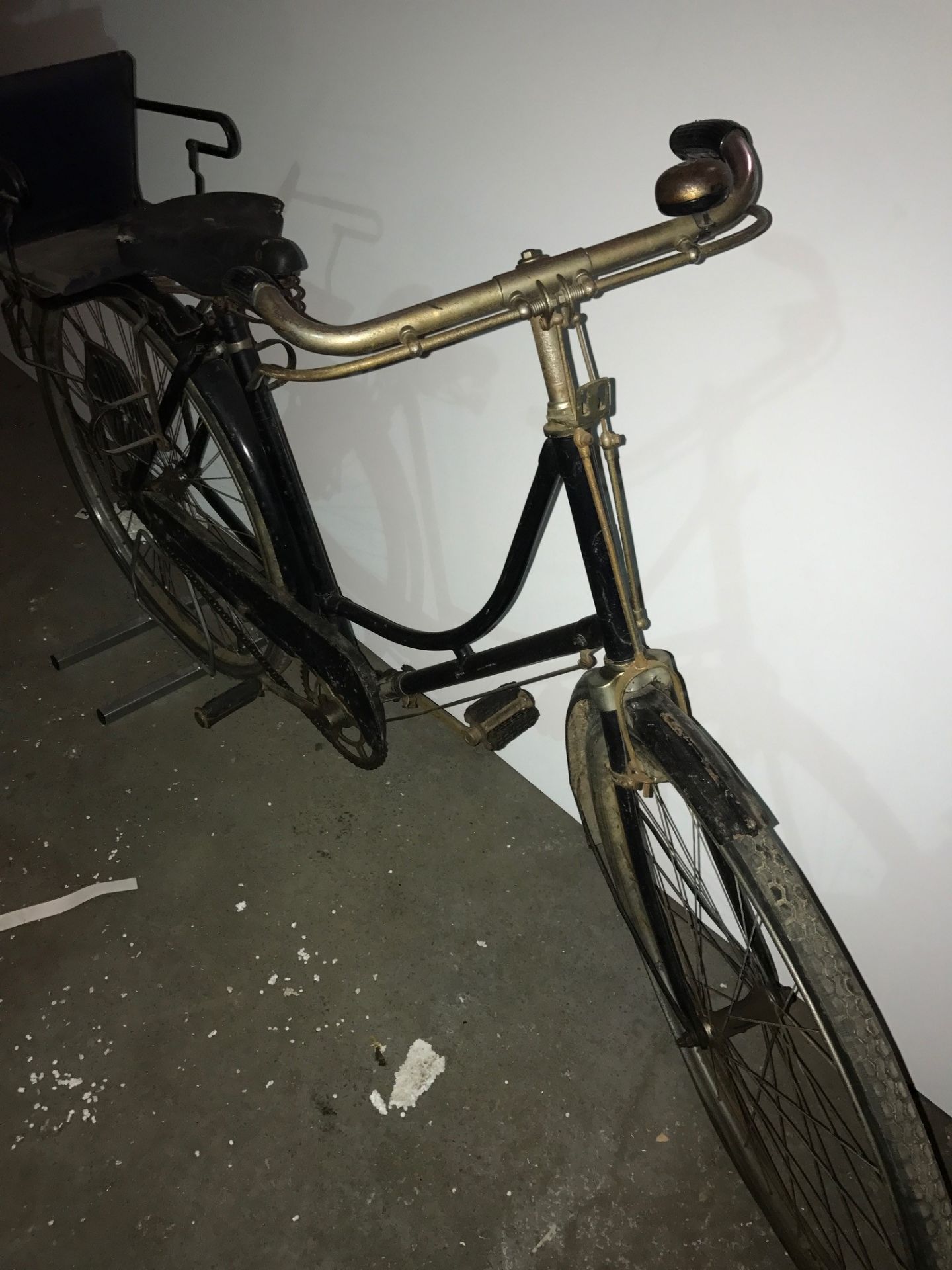 Vintage Bike - Ideal for Restoration or Shop/Restaurant Display - Bild 3 aus 8