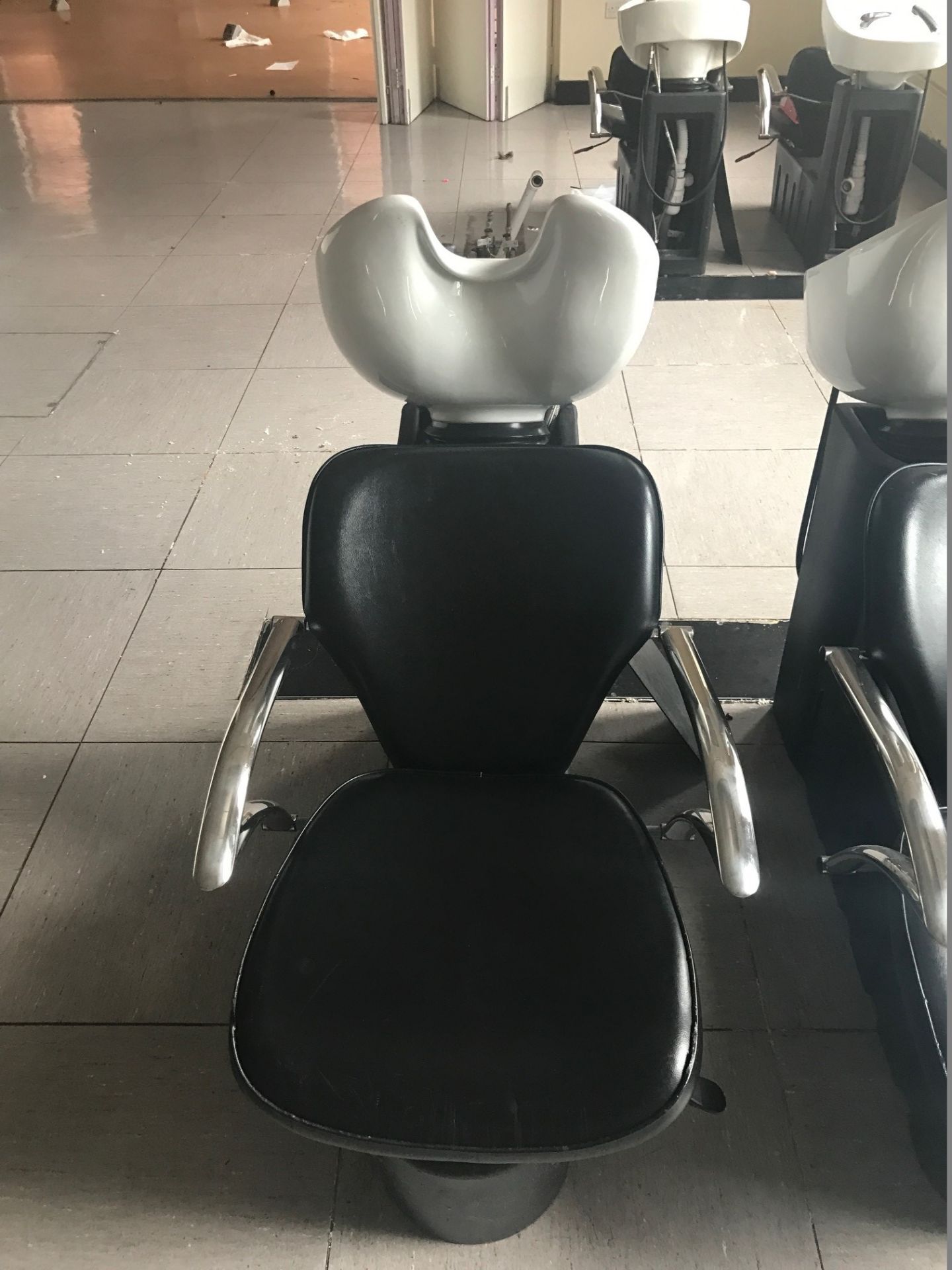 REM Salon Backwash and Chair Unit