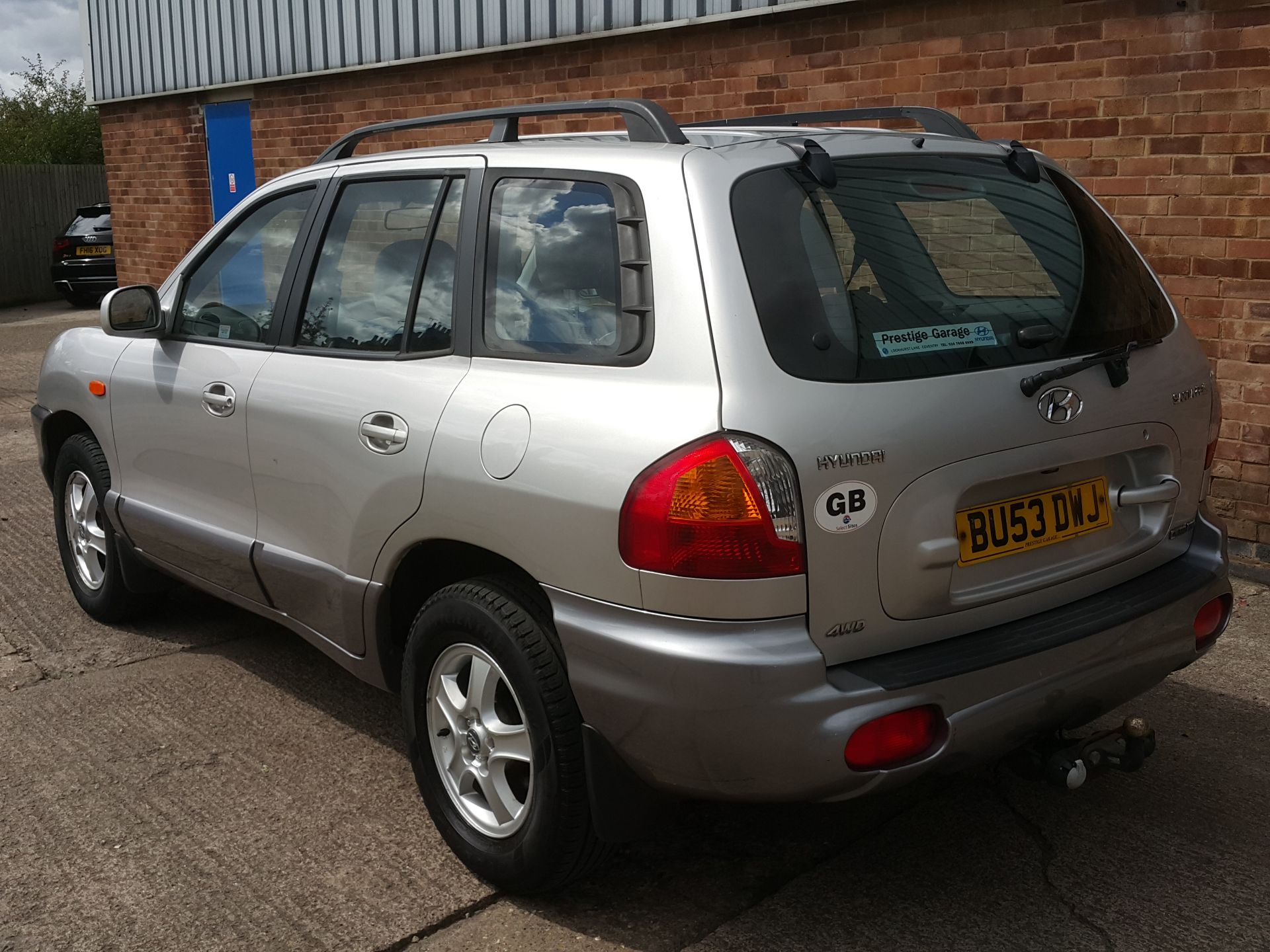 Hyundai Santa Fe - 4x4, Manual, Diesel, 101000 Miles, MOT'd Until Sep 2018 - Buyers Premium 7% - Image 8 of 19