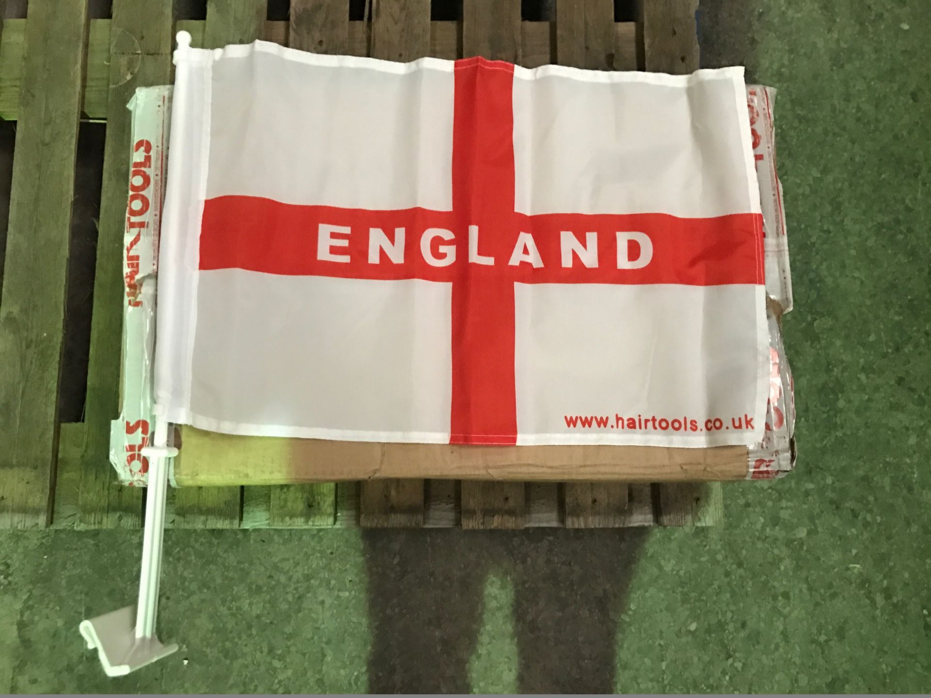 100 x England Car Flags