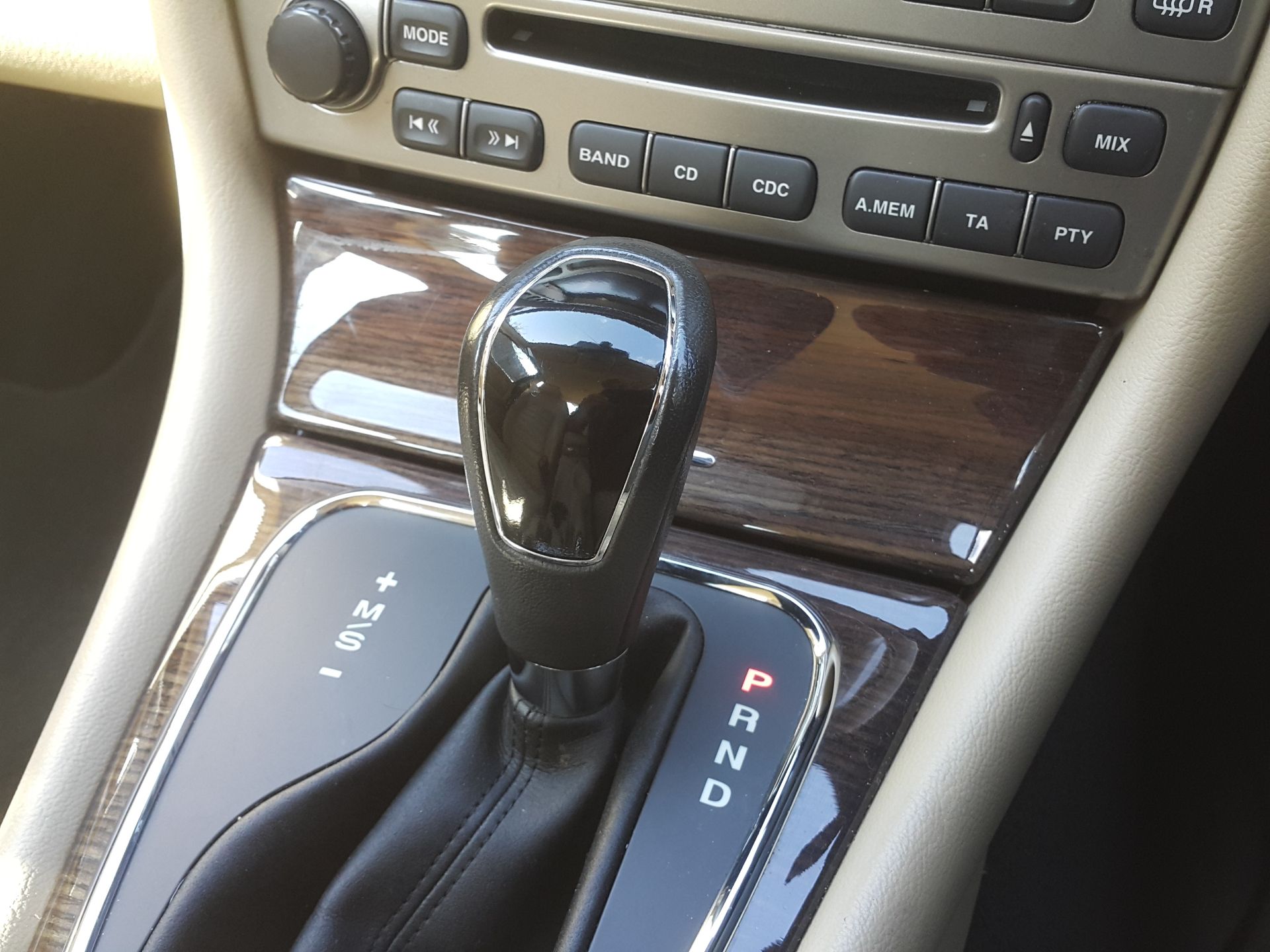 Jaguar X Type SE - Saloon, Automatic, Diesel, 85000 Miles, MOT'd Until May 2018 - Buyers Premium 7% - Image 12 of 19
