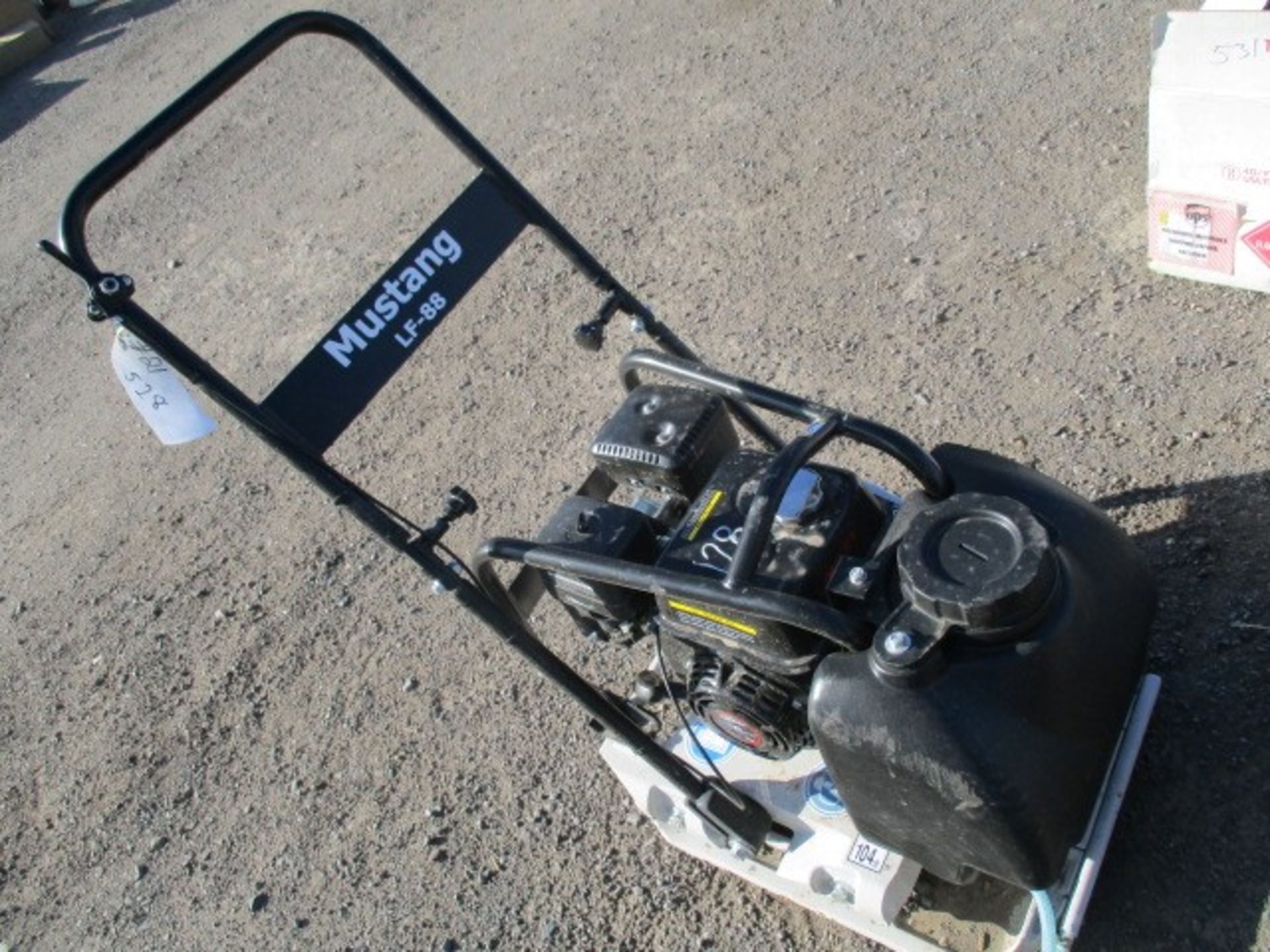 MUSTANG LF-88 COMPACTOR