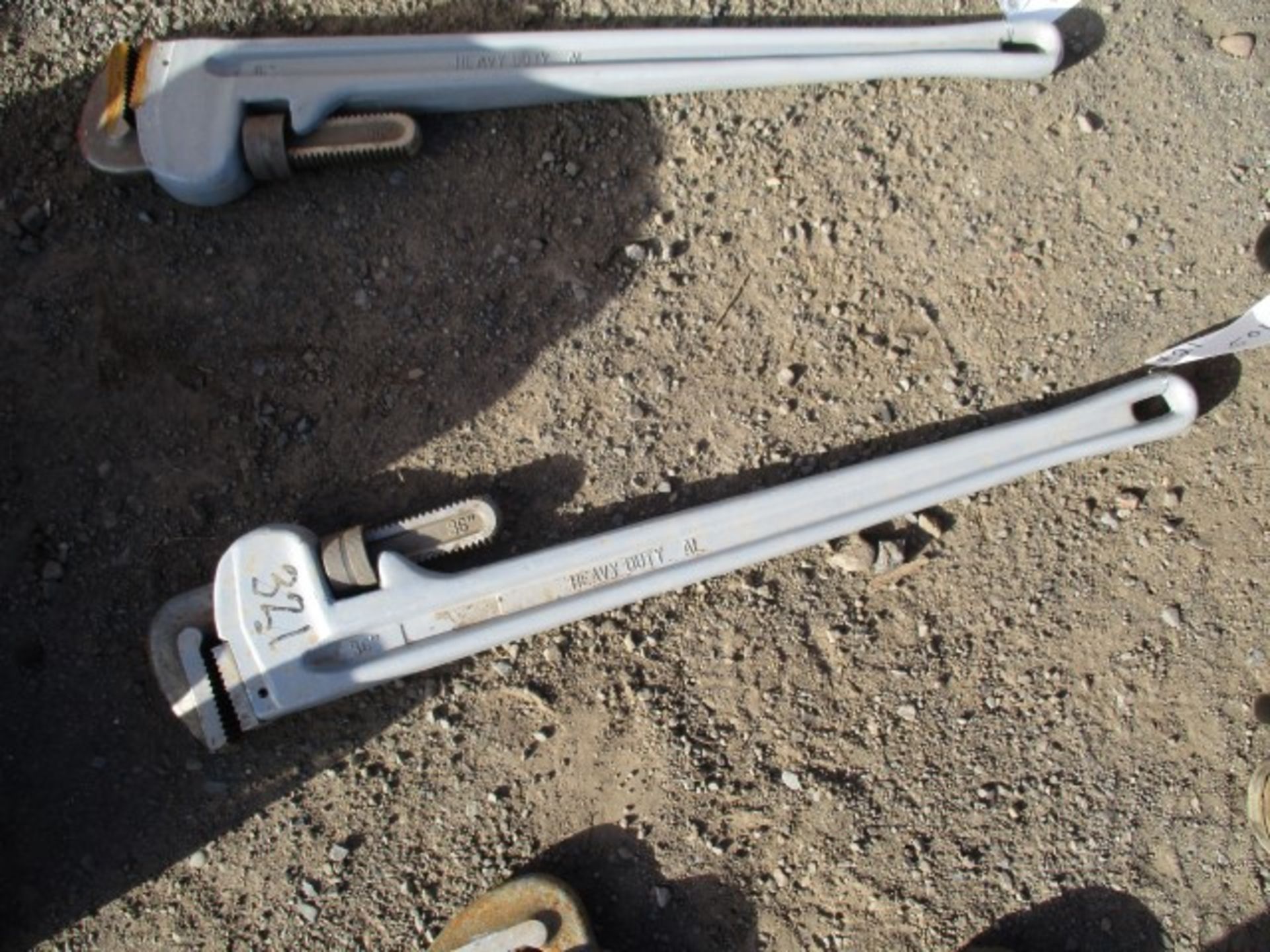 36" PIPE WRENCH