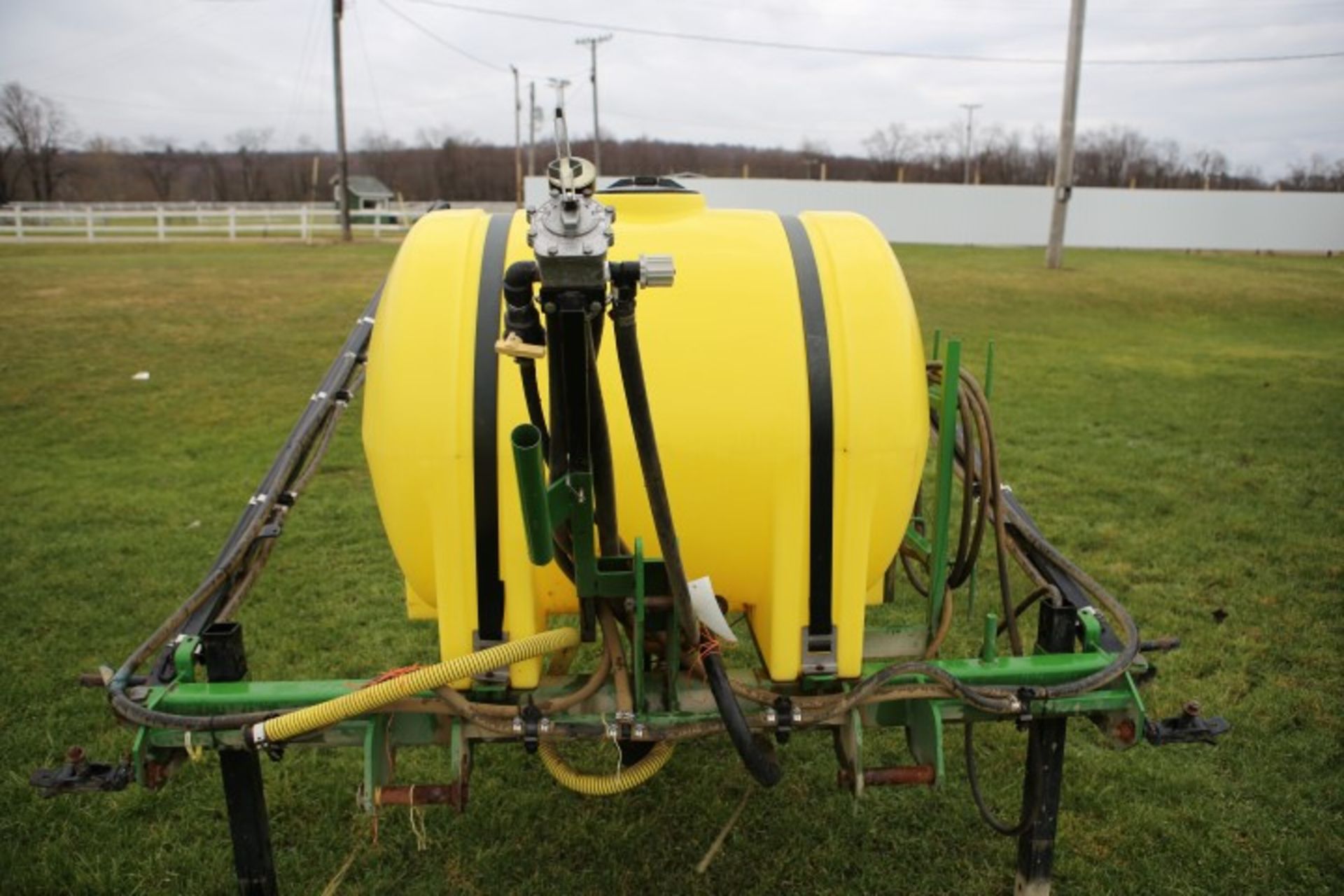 FAST 26' 3PT SPRAYER - Image 2 of 2