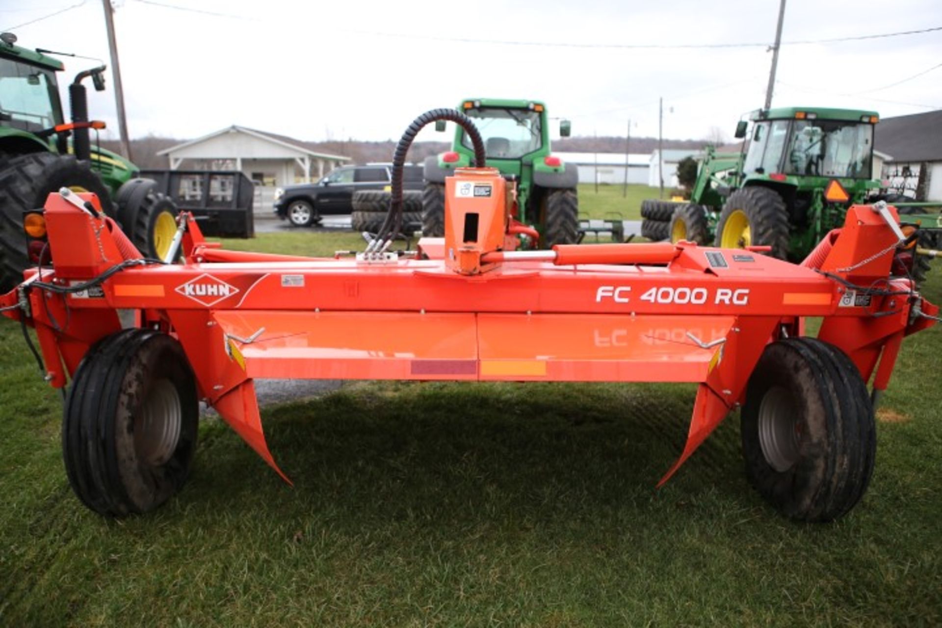 14 KUHN FC4000RG DISCBINE, RUBBER ROLLS, 13', USED 1 YEAR - Image 5 of 5