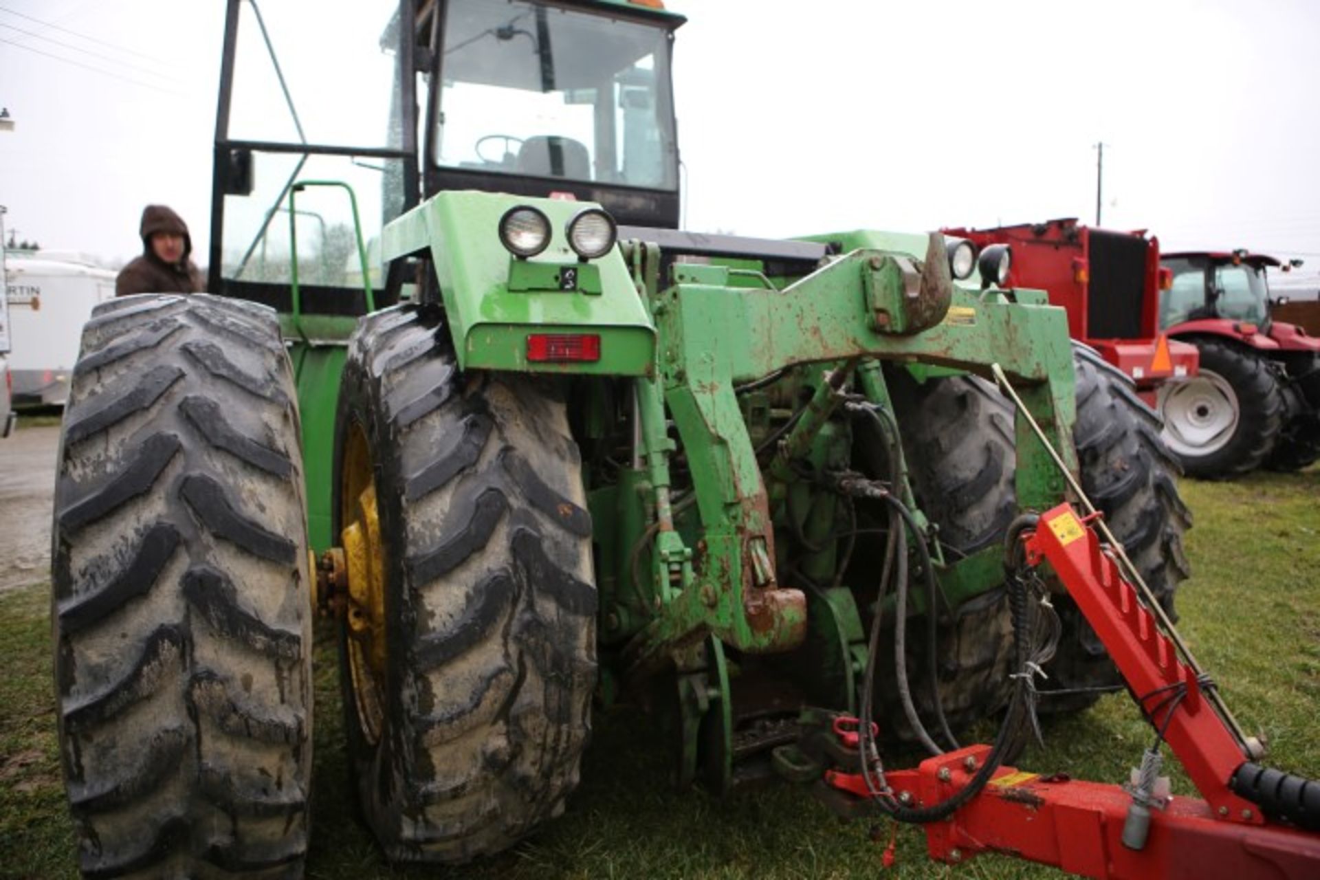 JD 8760 W/ 2,354 HRS, DAULS,3PT - Image 3 of 6