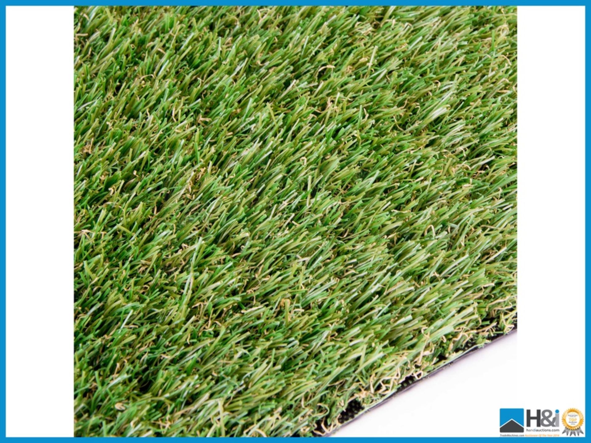 Ultra high-quality 'Woodthorpe' artificial grass. Useage applications, commercial and domestic,