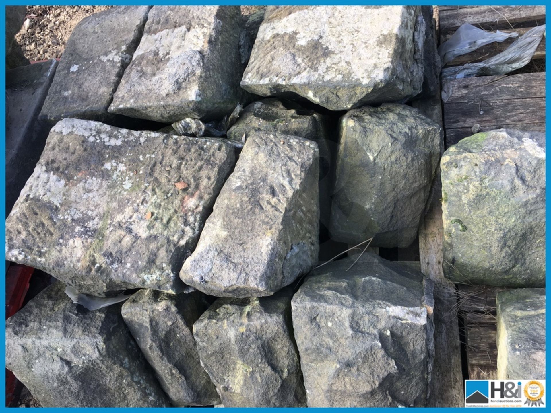 Wall coping stones approx approx 6.5m. RRP £370+VAT Appraisal: Viewing Essential Serial No: NA - Image 4 of 4