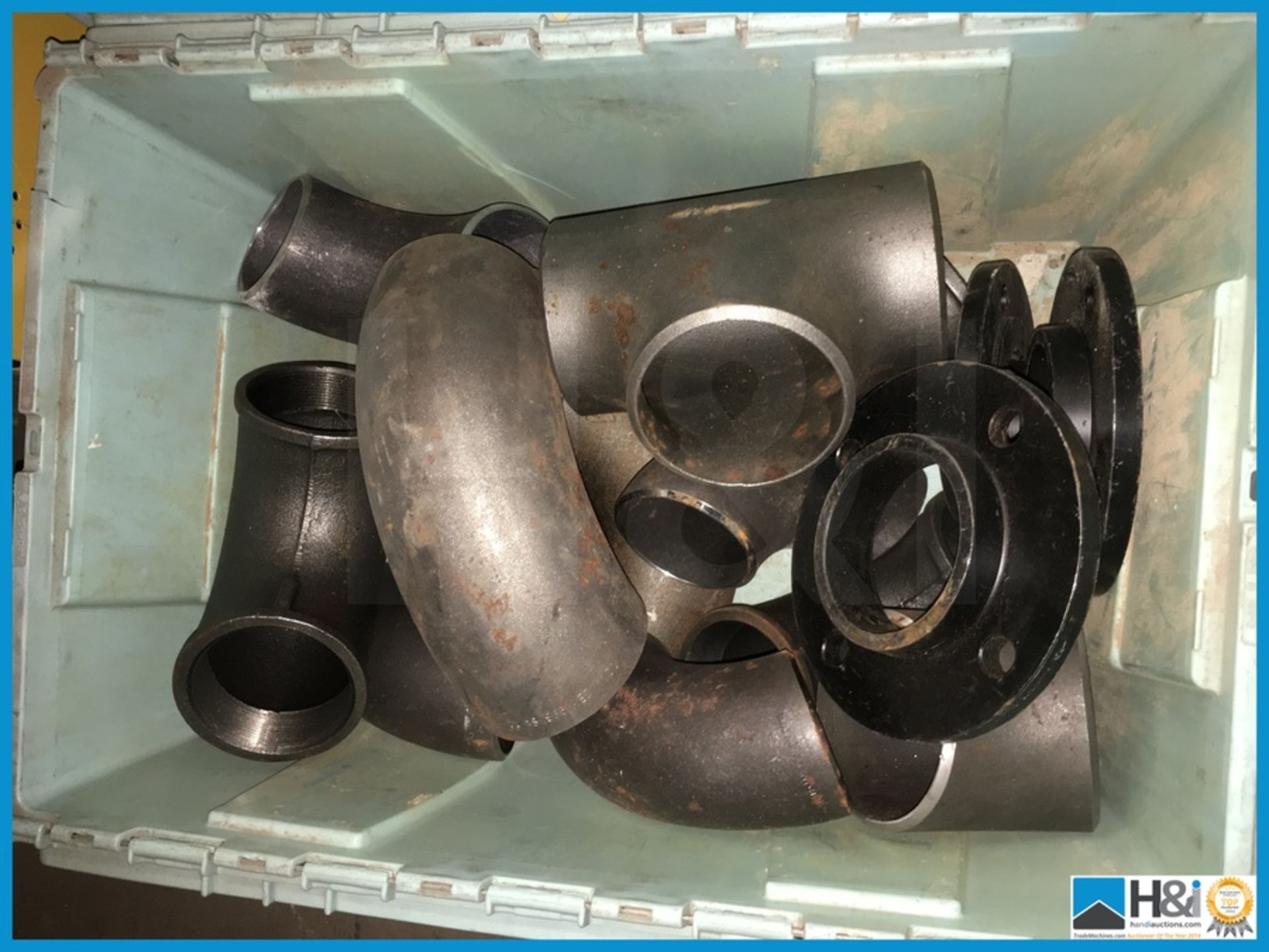 Job lot of assorted large pipe fittings, joints, valves etc Appraisal: Viewing Essential Serial - Image 5 of 5