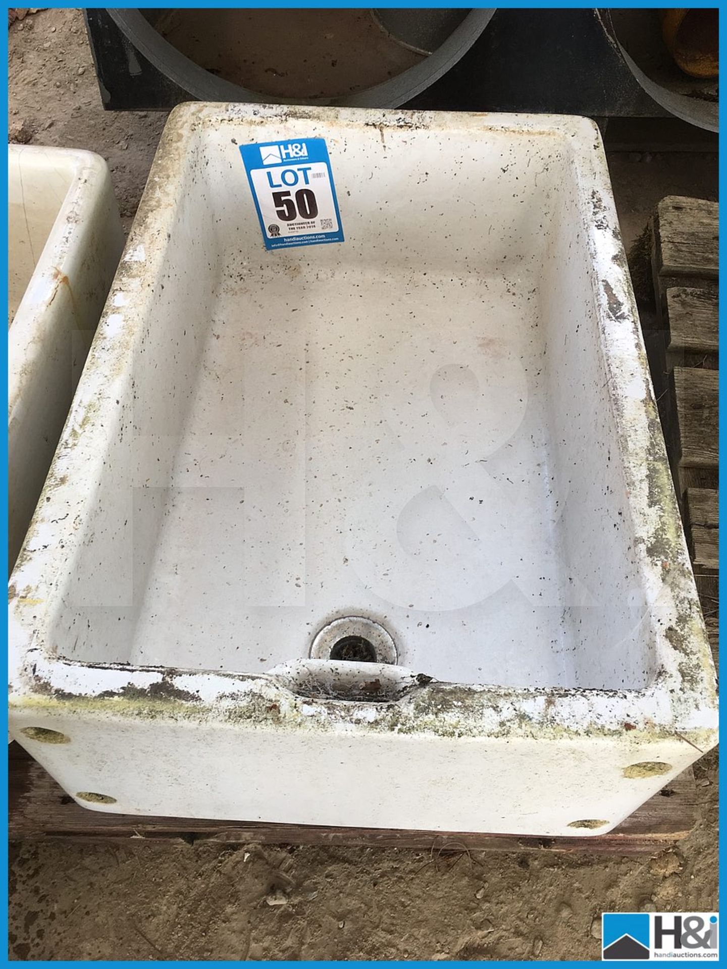 Large Belfast sink in excellent condition approx 760 x 500 x 260 Appraisal: Viewing Essential Serial