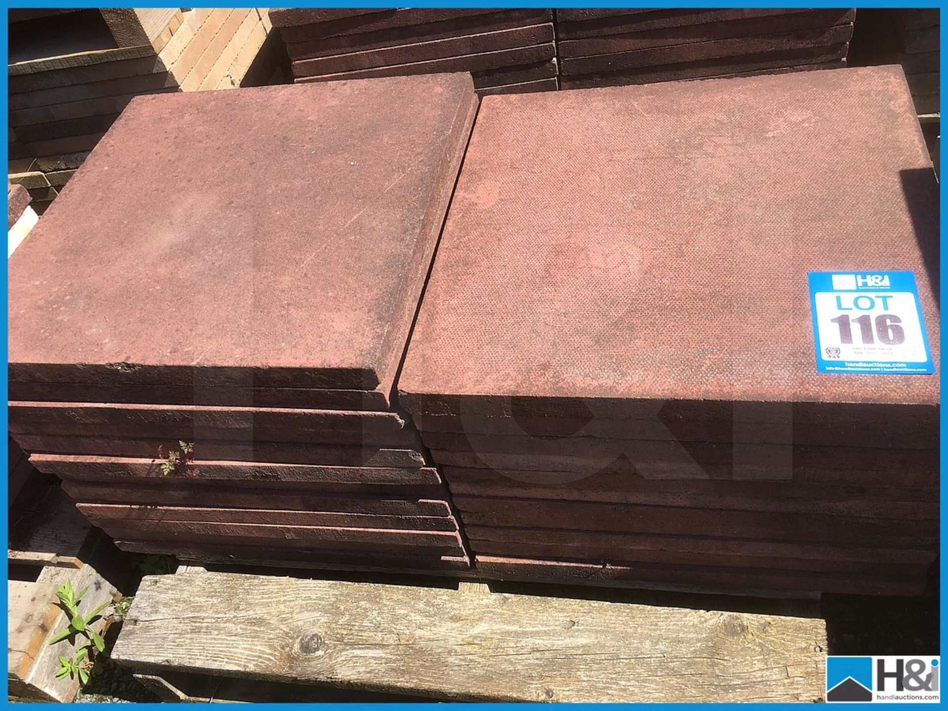 Approx 23 off 600 sq red paving slabs Appraisal: Viewing Essential Serial No: NA Location: