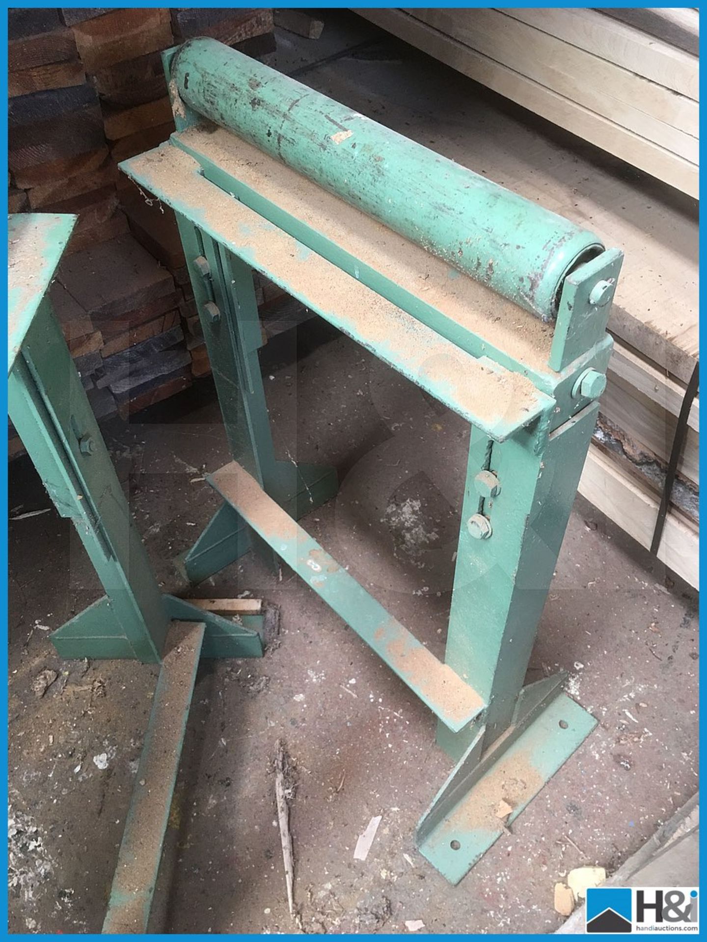 2 off free standing heavy duty woodworking machine rollers. Approx 450 wide Appraisal: Viewing - Image 3 of 3
