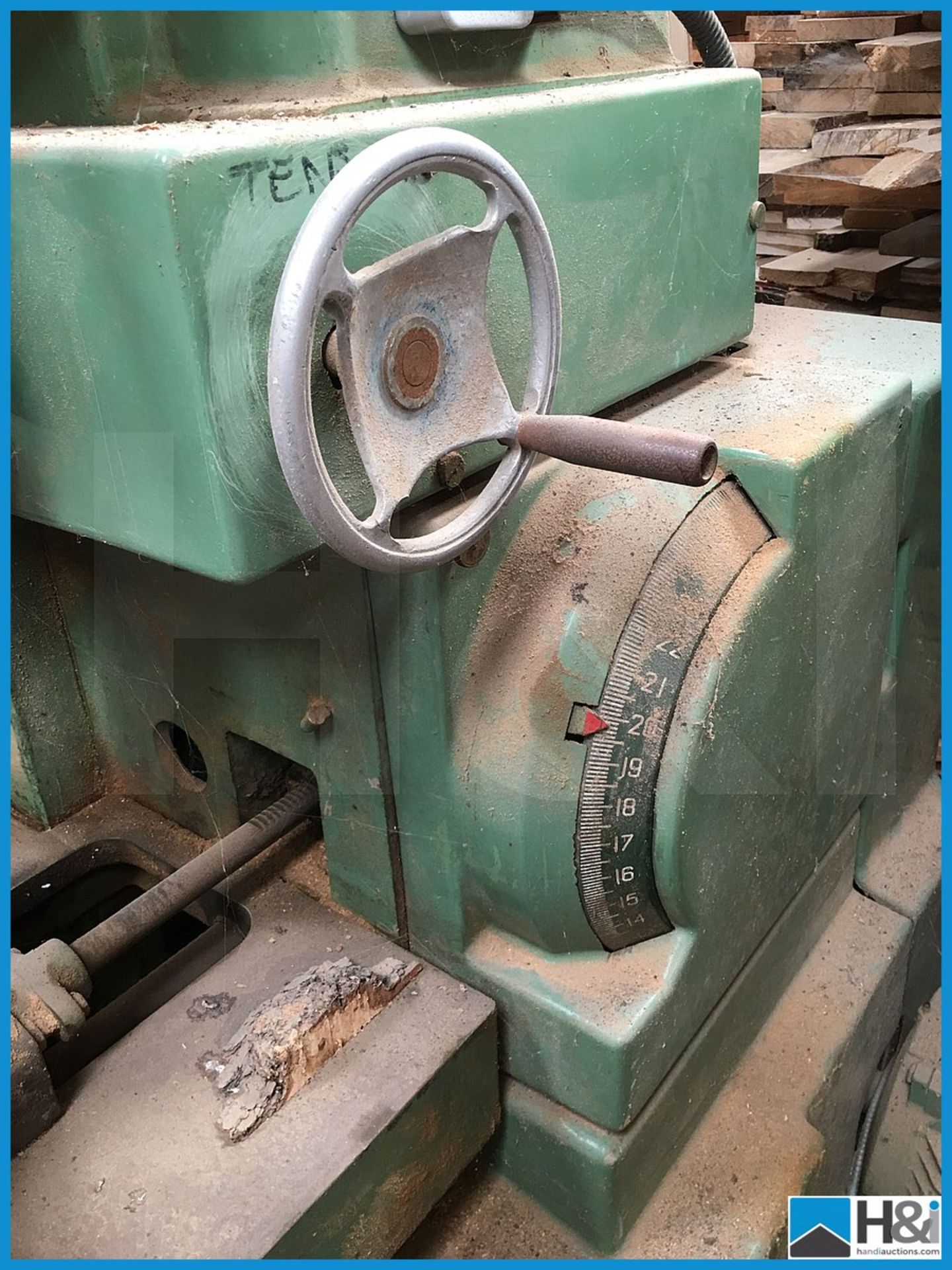 Robinson 5in band resaw. Late model - DF/T. Rare example in good condition. A machine mover will - Image 7 of 9