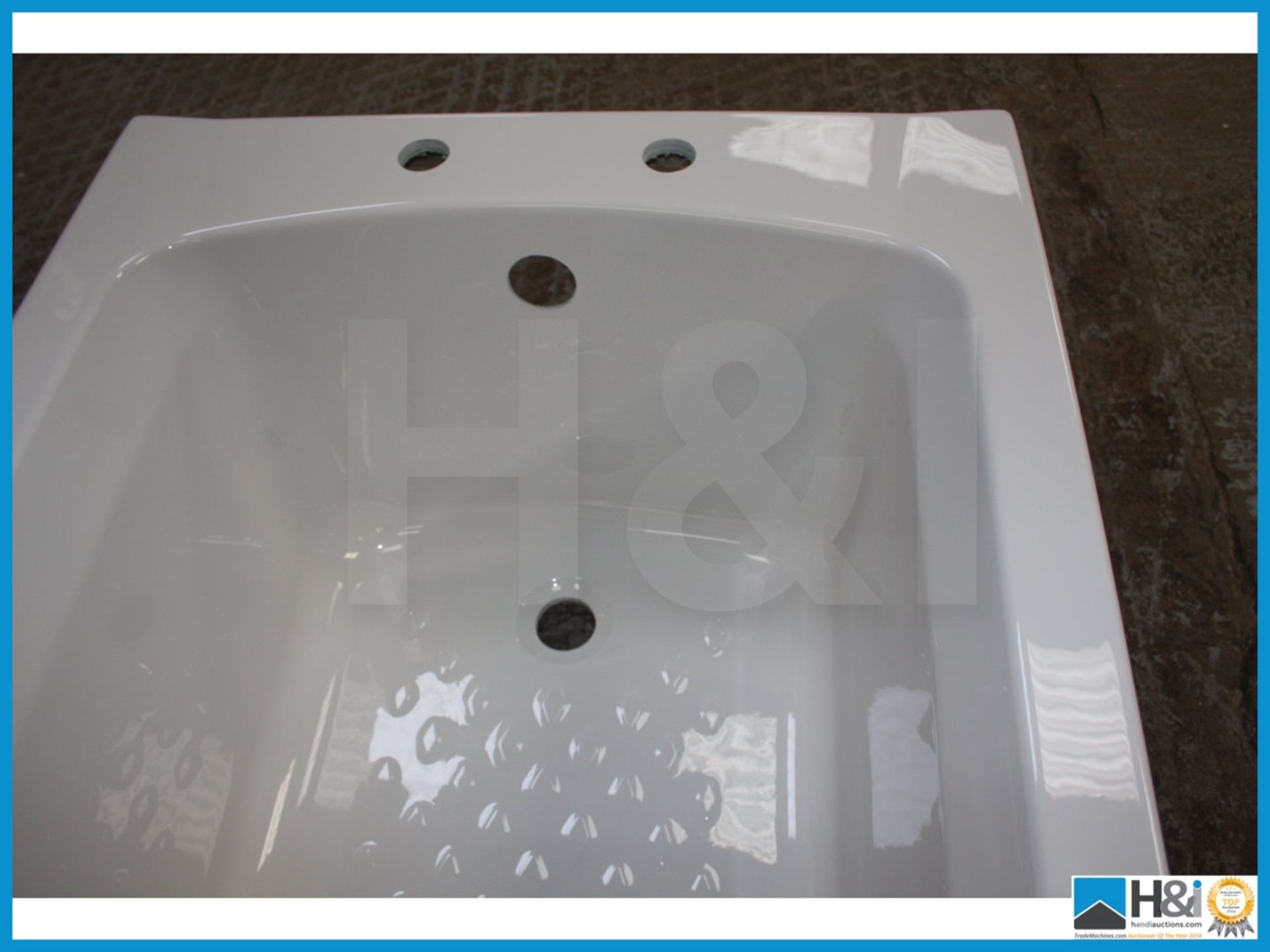 Jacuzzi elatus 1500 x 685 2 tap hole chrome grips new boxed rrp œ899 Appraisal: Viewing Essential - Image 2 of 5