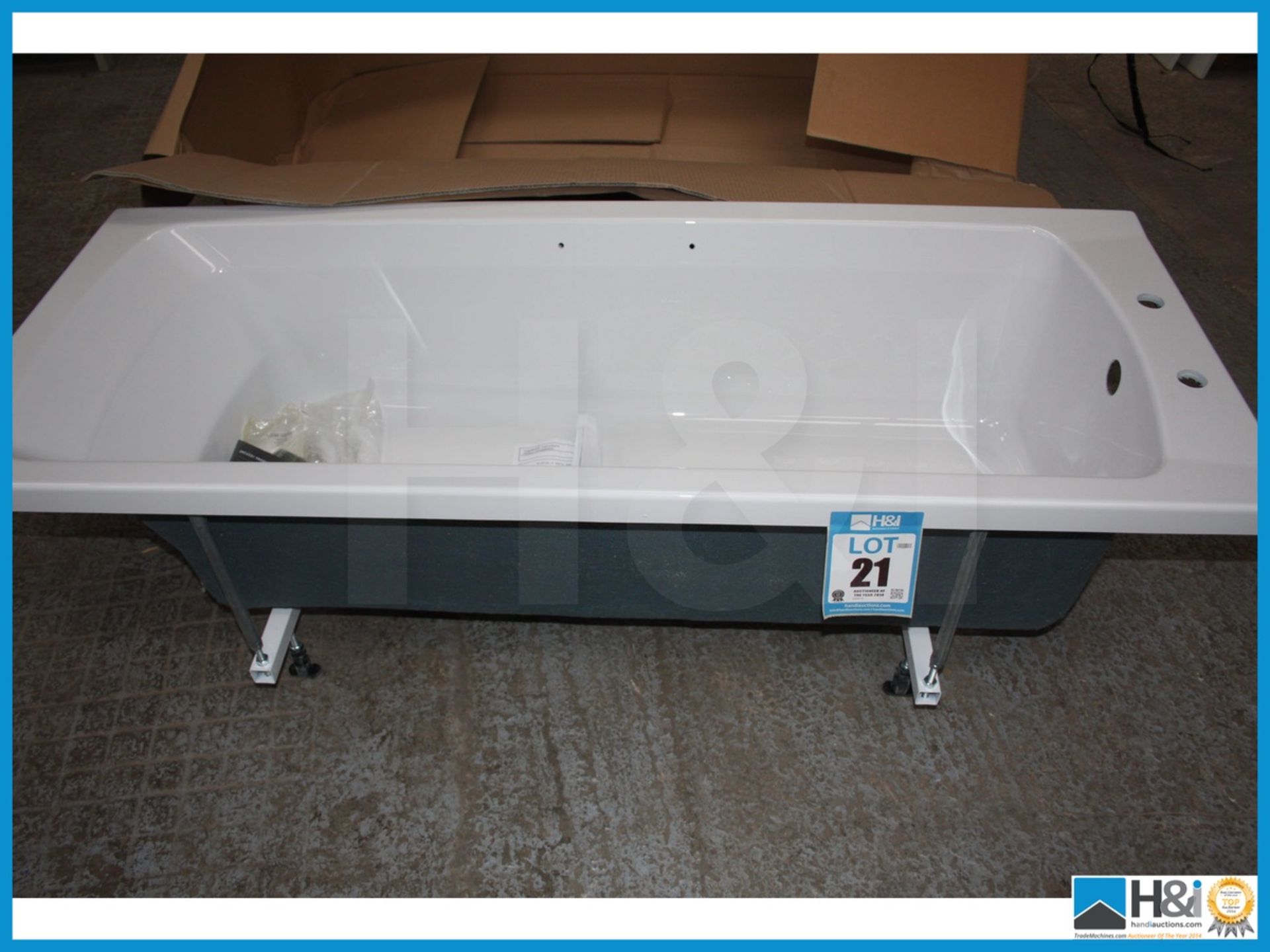 Jacuzzi elatus 1685 x 685 2 tap hole chrome grips new boxed rrp œ899 Appraisal: Viewing Essential