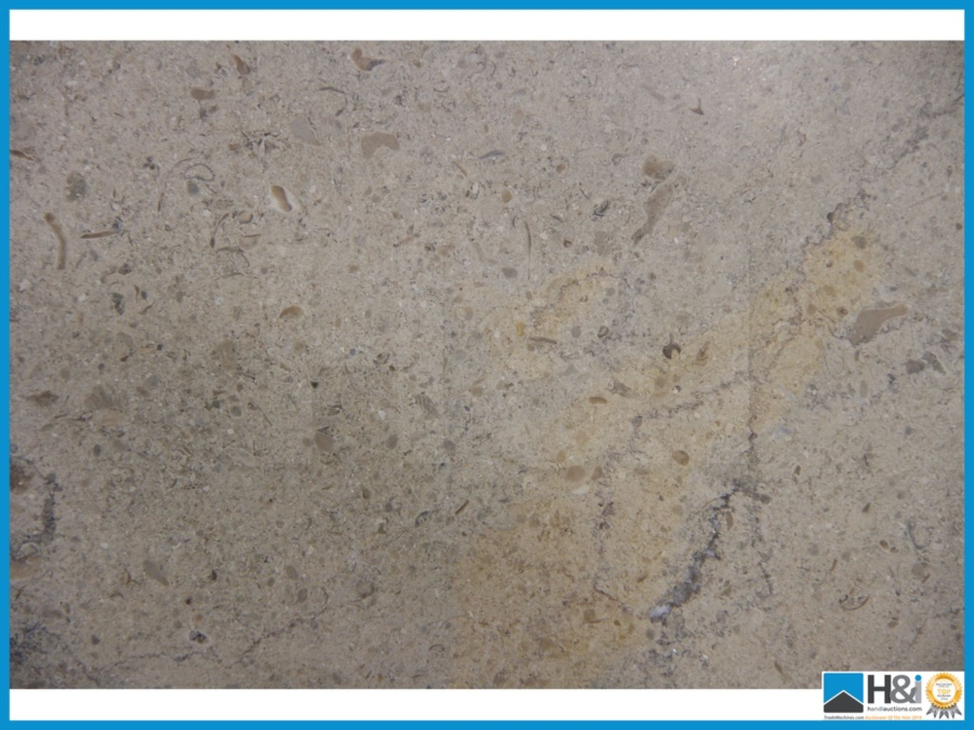 Absolutely stunning Kinorigo Z Marcella Blue/Beige 406 x 406 x 10mm honed. Material: Limestone. - Image 2 of 2