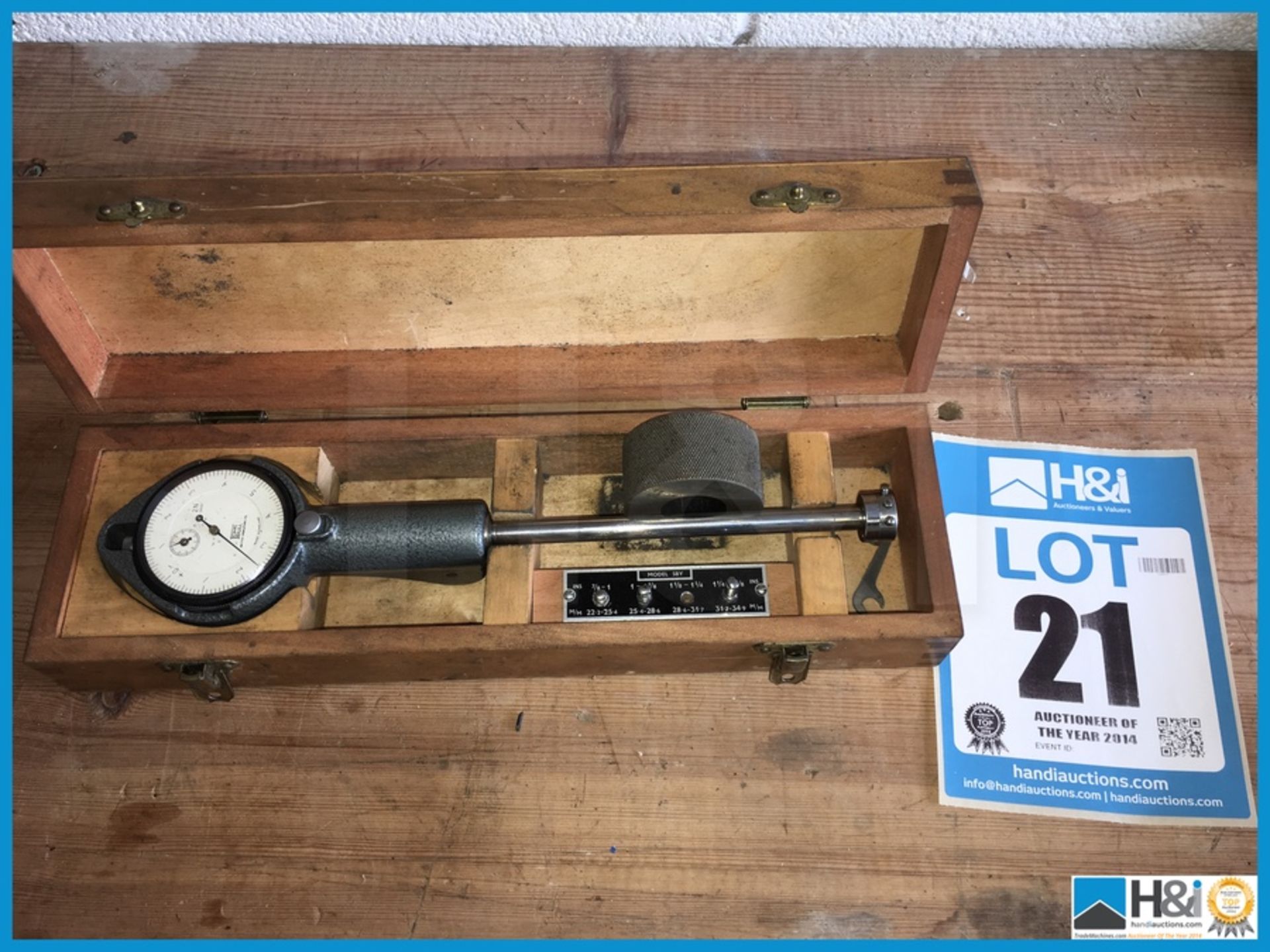 John bull bore micrometer in wooden case. this lot can be shipped for £10.00 plus vat Appraisal: