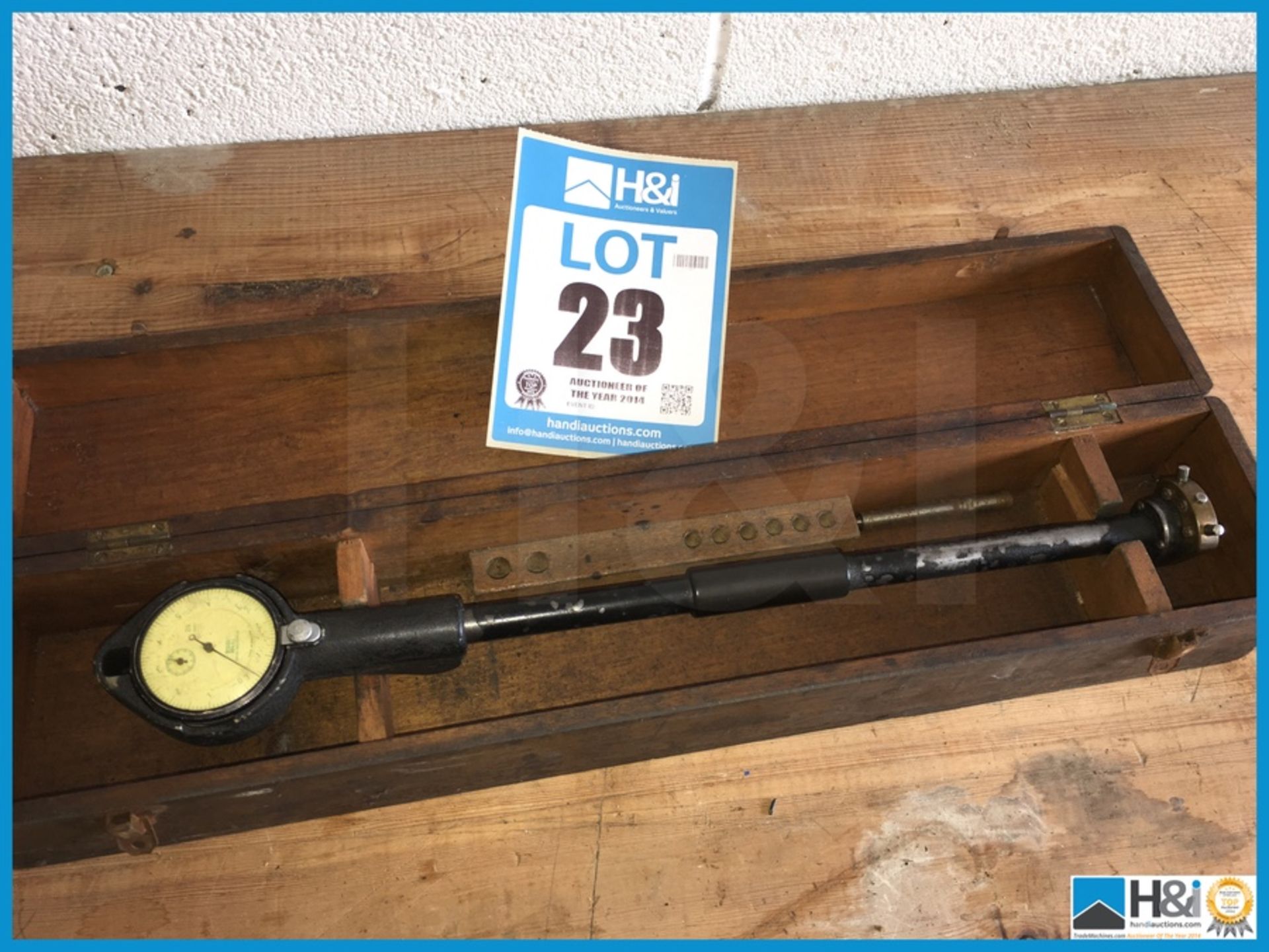 Long vintage bore micrometer in wooden case. this lot can be shipped for £14.00 plus vat