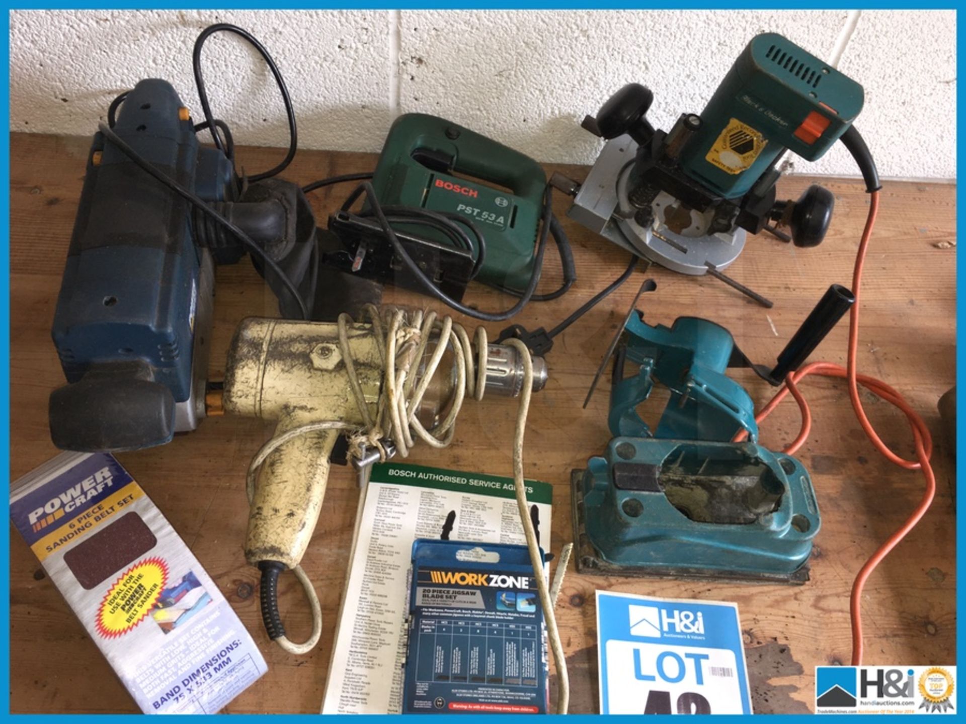 Selection of wood working power tools untested .this lot can be shipped for £20.00 plus vat - Bild 2 aus 2