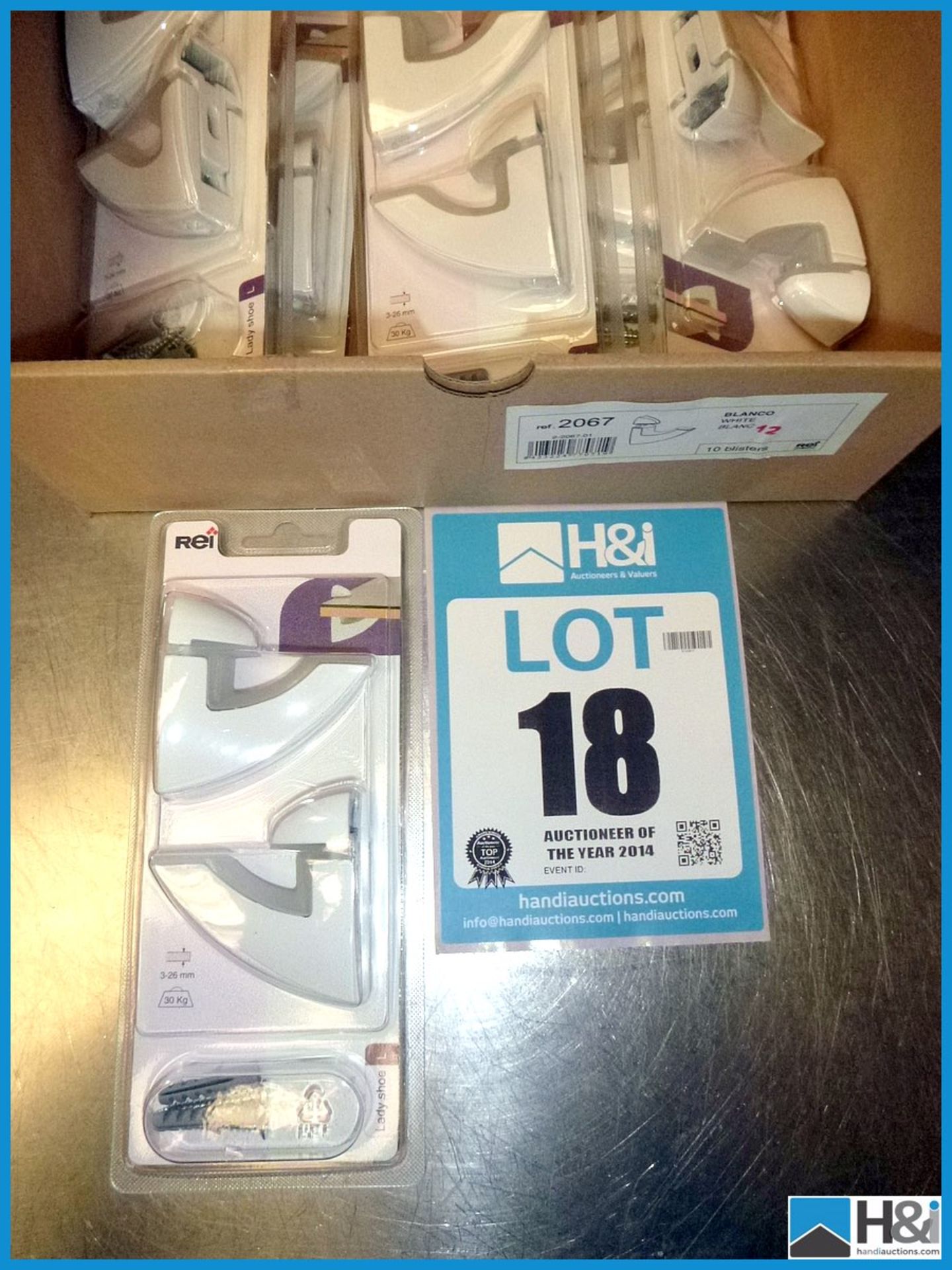 6 OFF PACKS - REI WHITE SHELVING BRACKETS, PART NUMBER - 2067, UNUSED AND RETAIL PACKAGED Appraisal: