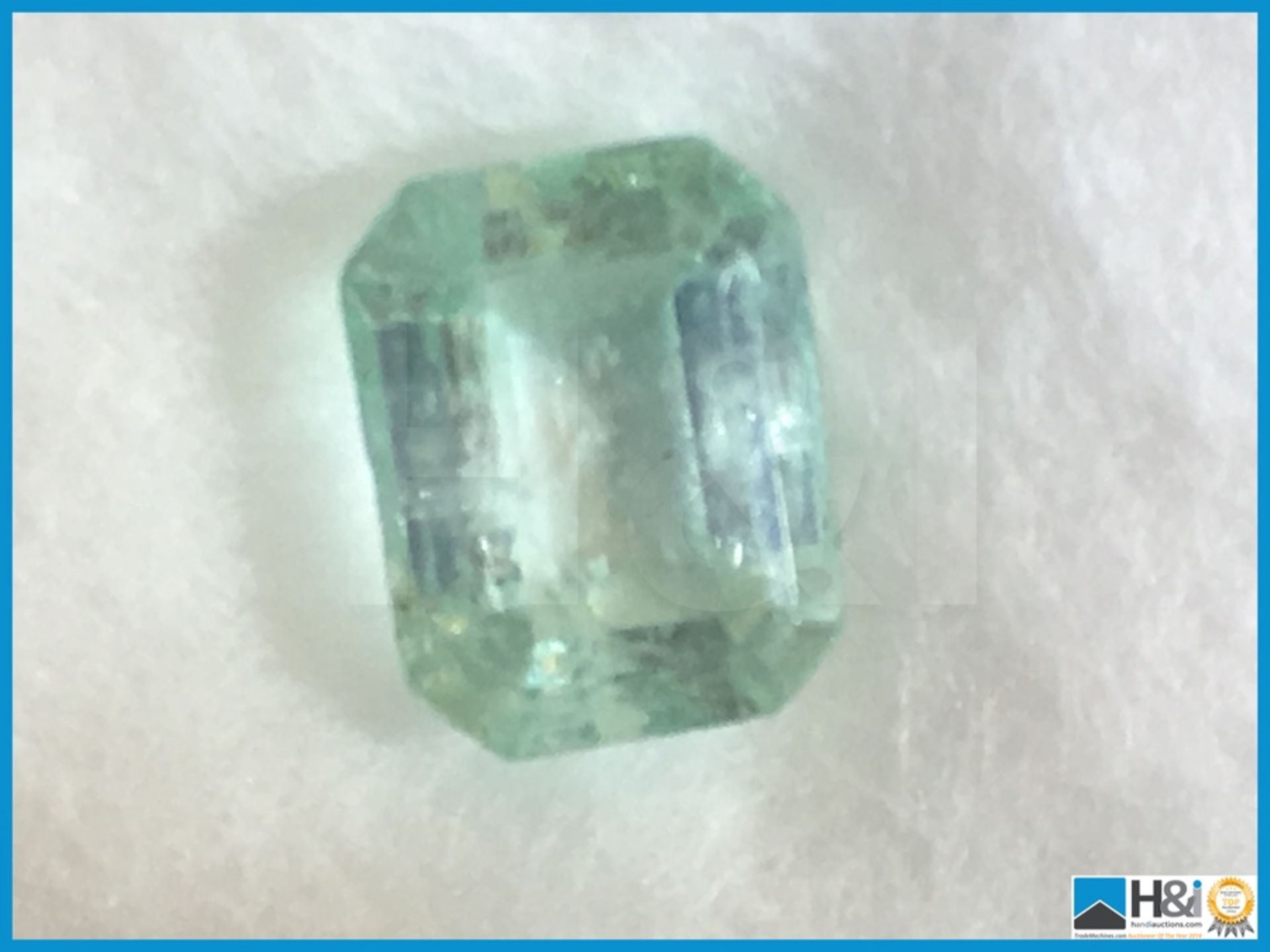 2.22ct Natural Emerald. Octagon Cut in Green/clear. With GIL Certificate 8.54x6.61x4.93mm.