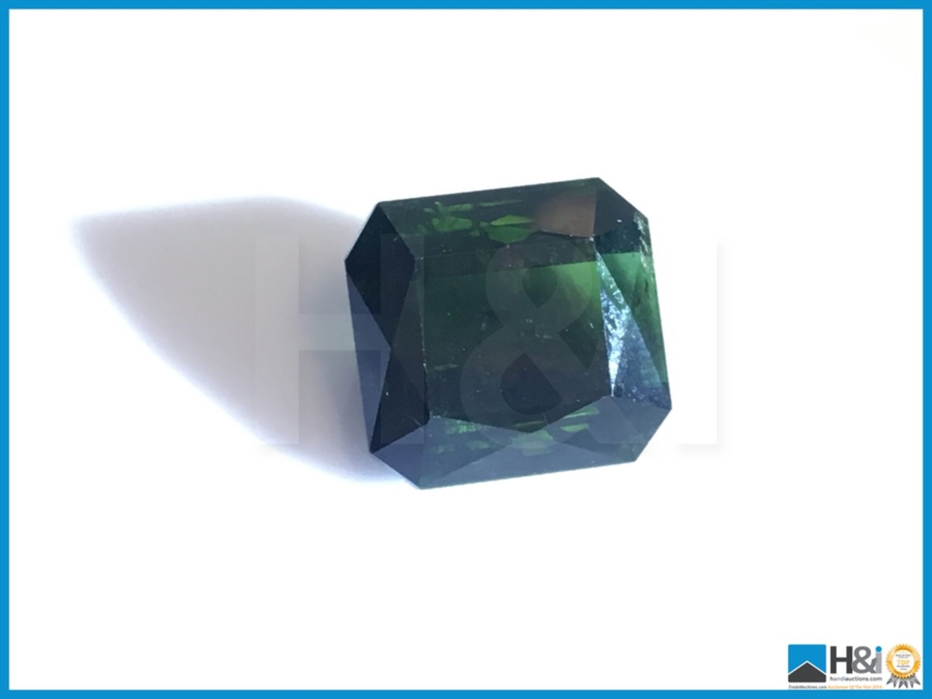 9.90ct Natural Tourmaline. Octagon Cut in Green. Transparent With GIL Certificate. Size: 12.53x11.