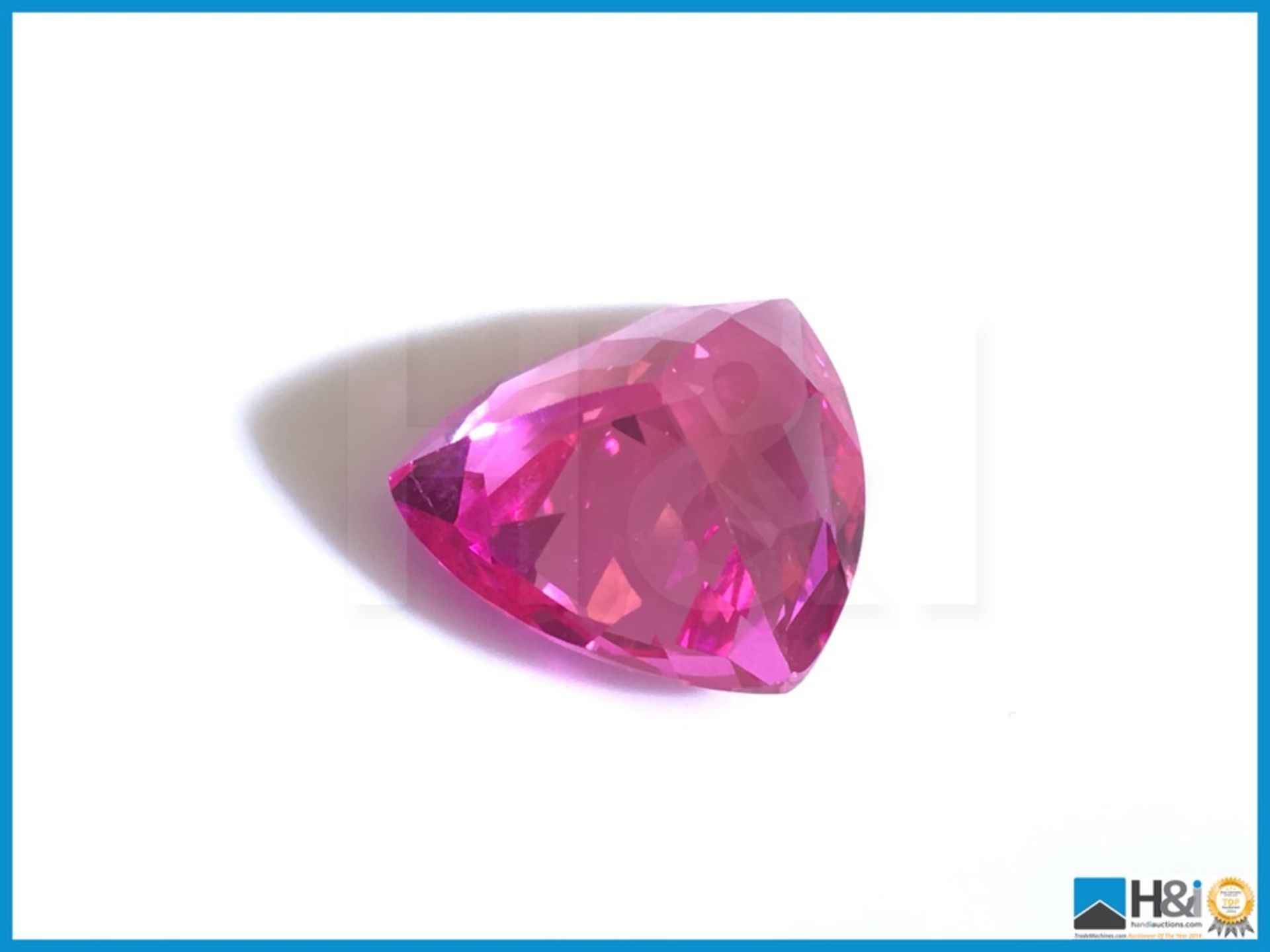 17.84ct Natural Pink Topaz. Trillion Facetted Cut. Transparent 16.50x16.50x10.7mm. Certification: - Image 2 of 3