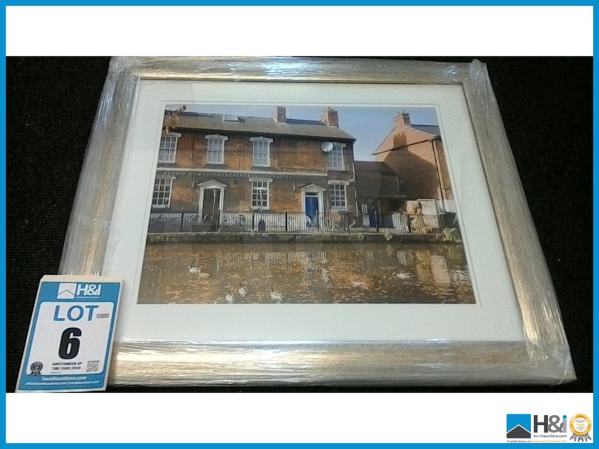 NEW DESIGNER RUSTIC GOLD METALIC FINISH FRAME DISPLAYING A LANDSCAPE OF A STREET SCENE DIMENSIONS: