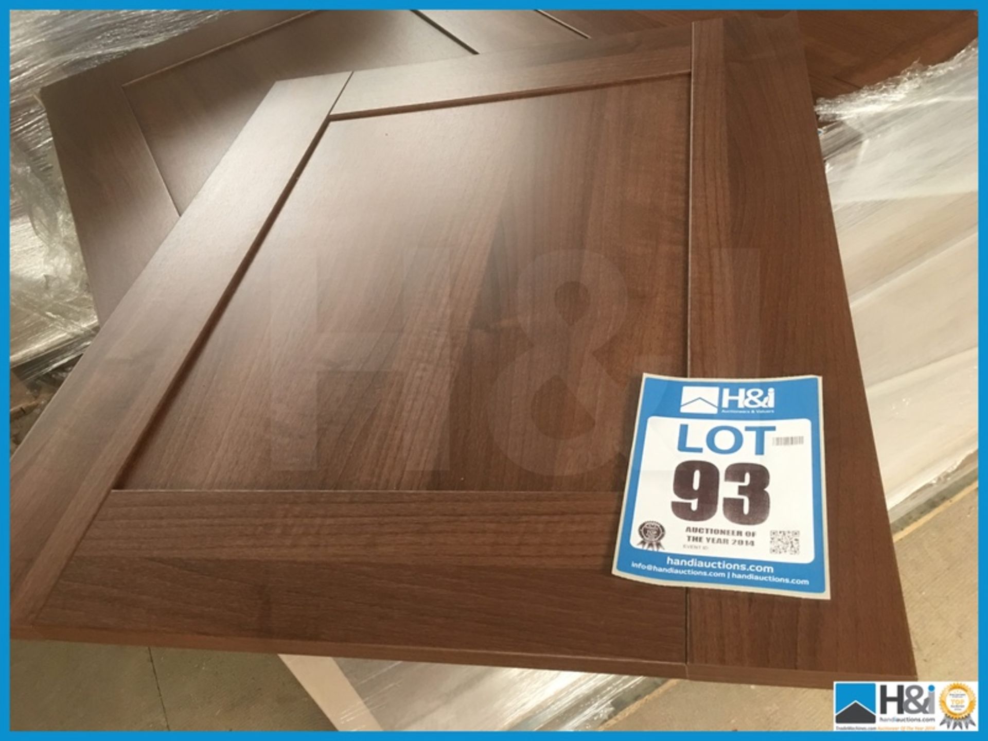 Approx x 90 715mm X 915 mm American walnut contemporary kitchen door with retail value of lot £4050.