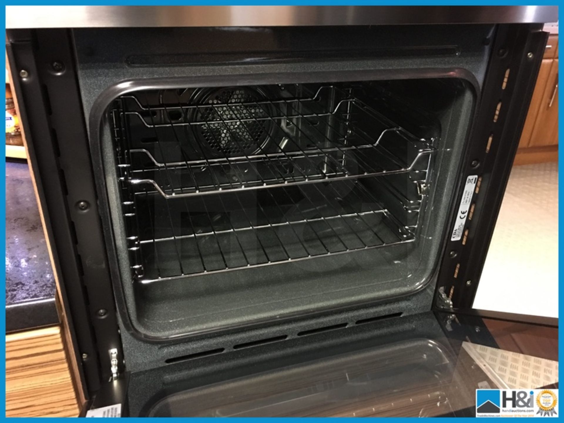 CDA double electric built in oven. New and unused Appraisal: Excellent Serial No: NA Location: - Image 4 of 5