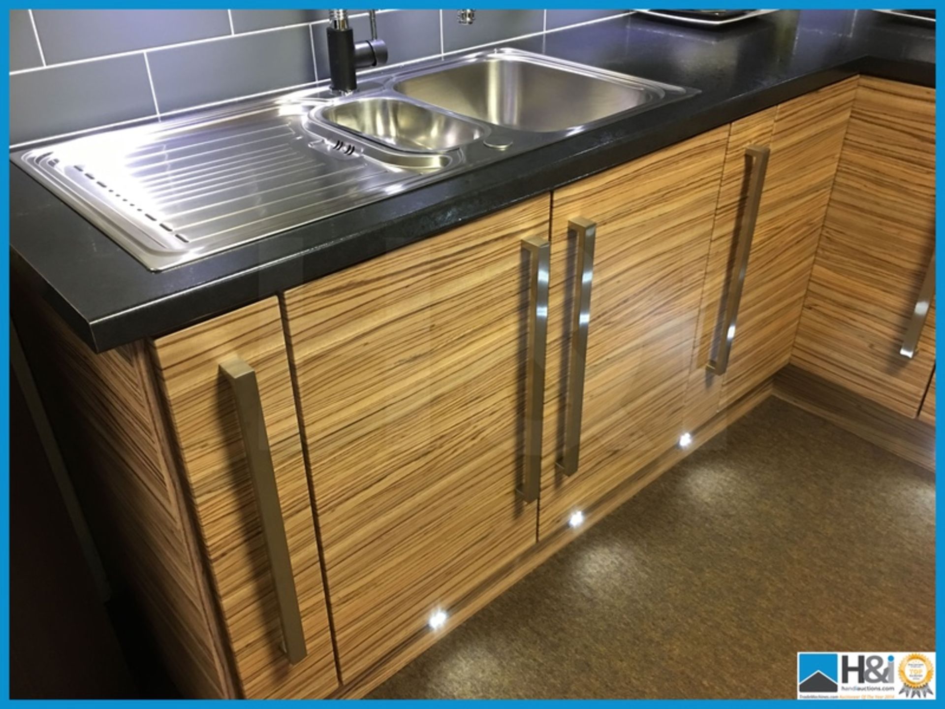 Stunning display kitchen finished in zebrano with black textured worktop, stainless steel 1.5 bowl - Image 2 of 19