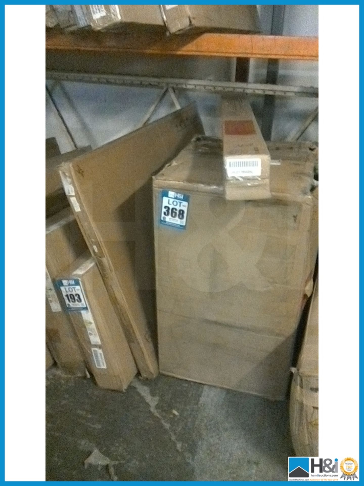 DAMAGED BOX ITEM A1 BARCELONA 8 PIECE GARDEN SET [BLACK] 71 x 98 x 167cm RRP £967 Appraisal: Viewing - Image 2 of 3