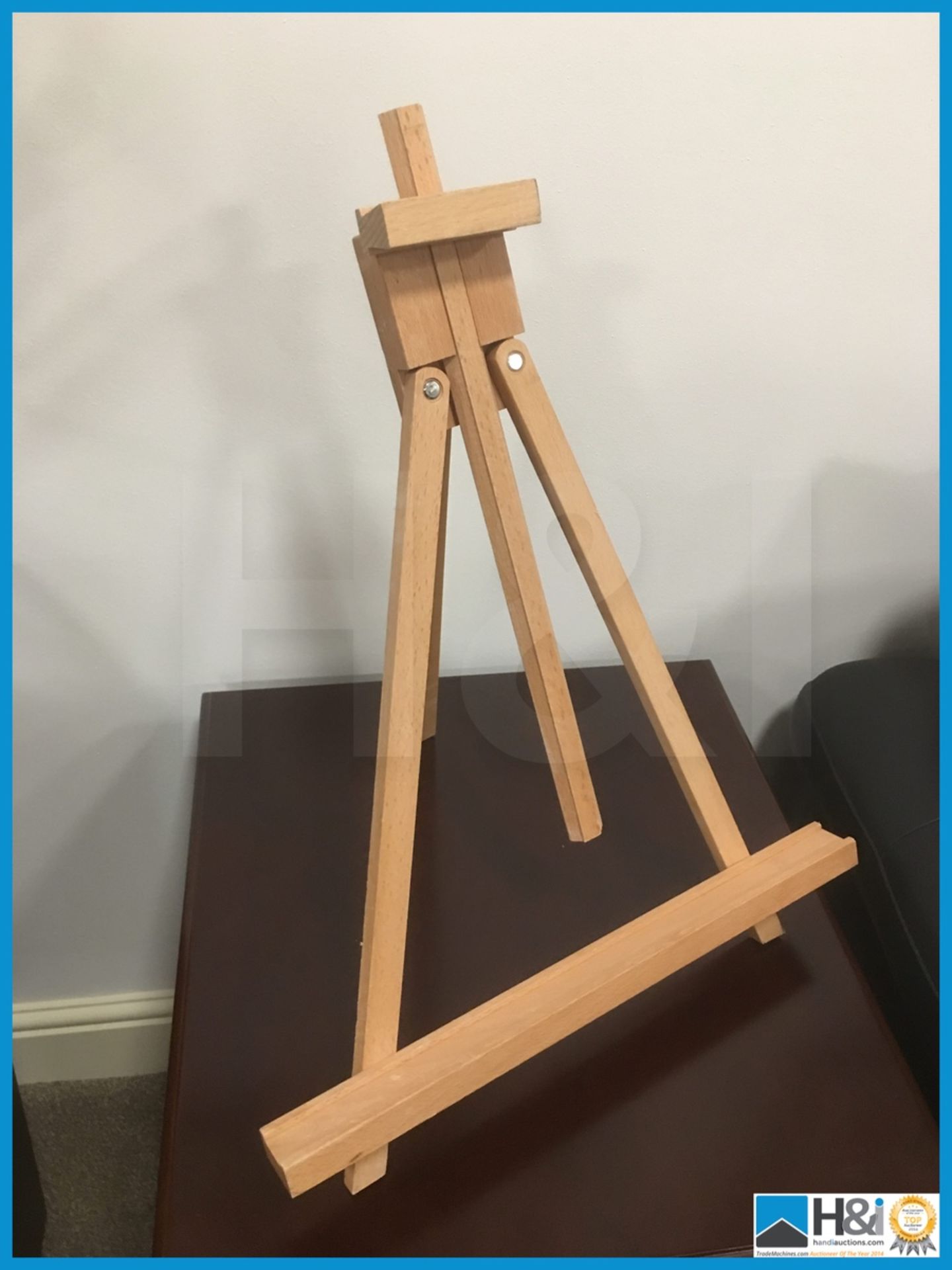 Solid beech desktop easel NEW BOXED Appraisal: Viewing Essential Serial No: NA Location: