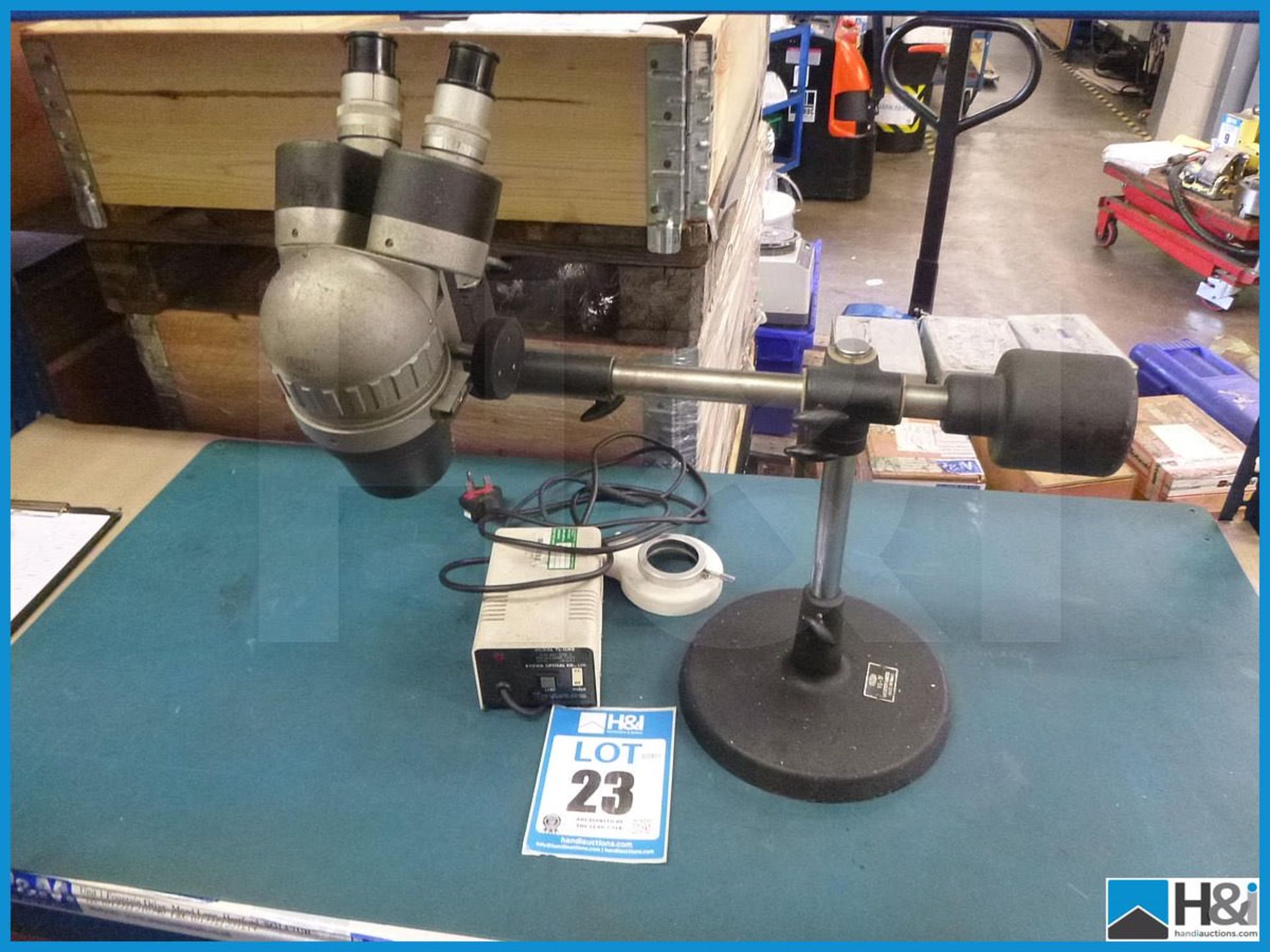 OLYMPUS VS IV OPTICAL MICROSCOPE, USED, BELIEVED TO BE WORKING Appraisal: Viewing Essential Serial