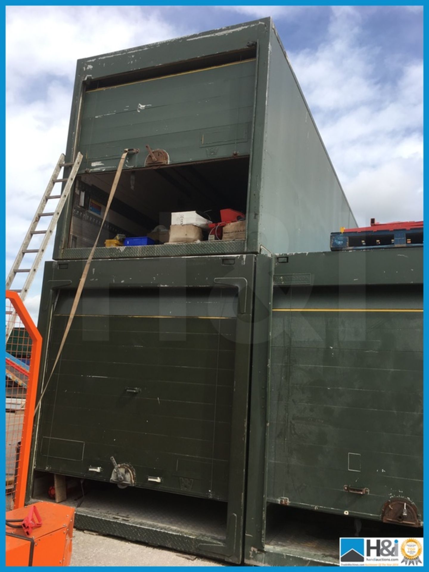 40ft x 8ft lorry back container presented in fine condition with secure roller shutter door, these - Image 2 of 8