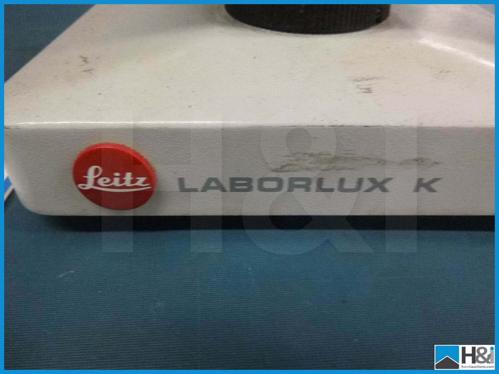 LEITZ LABORLUX MICROSCOPE, USED, WORKING CONDITION Appraisal: Viewing Essential Serial No: NA - Image 3 of 4