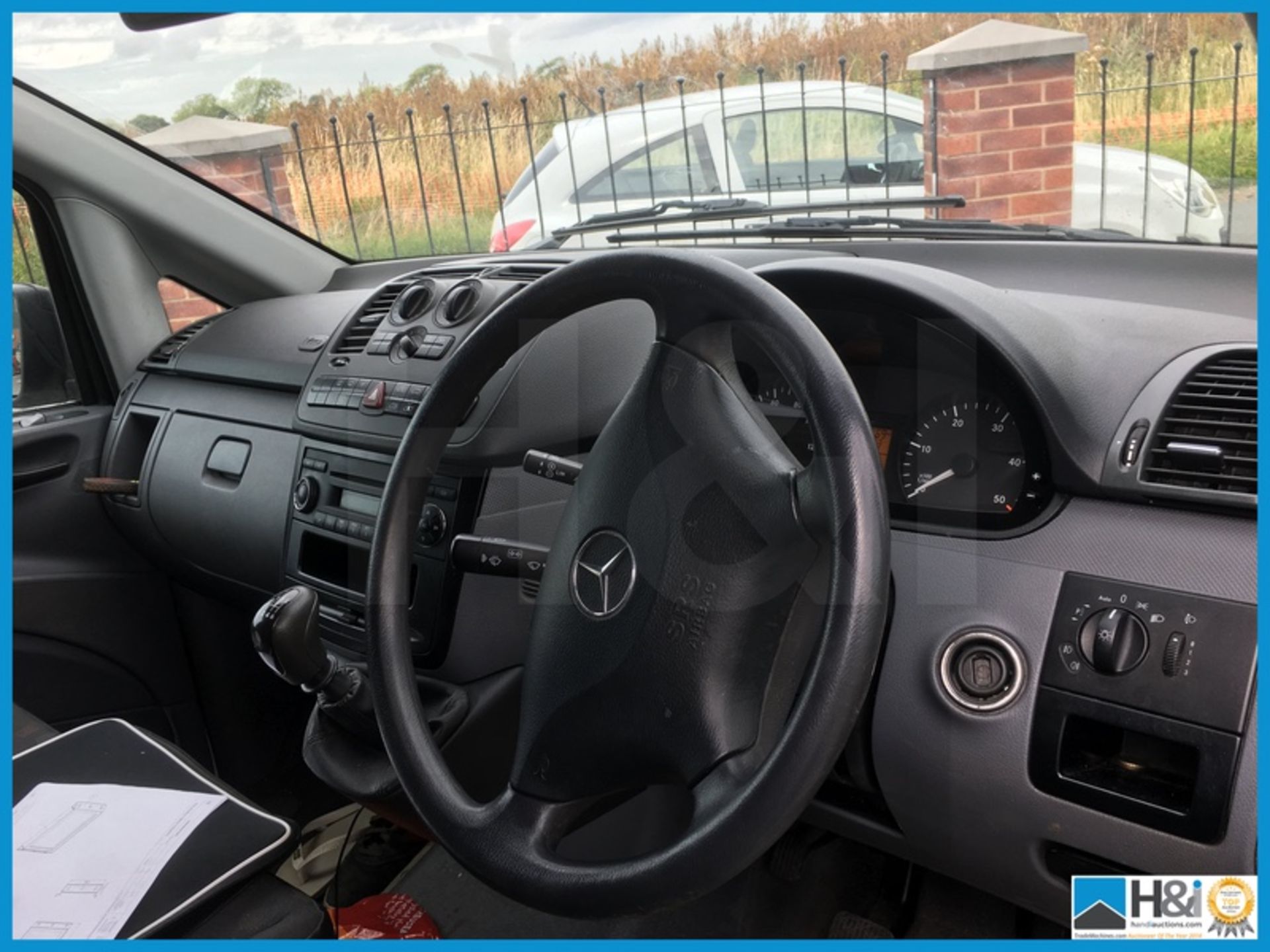 Mercedes Vito 111CDI van / person carrier 6 seater, 10 plate 125,000 miles recent service near - Bild 7 aus 14