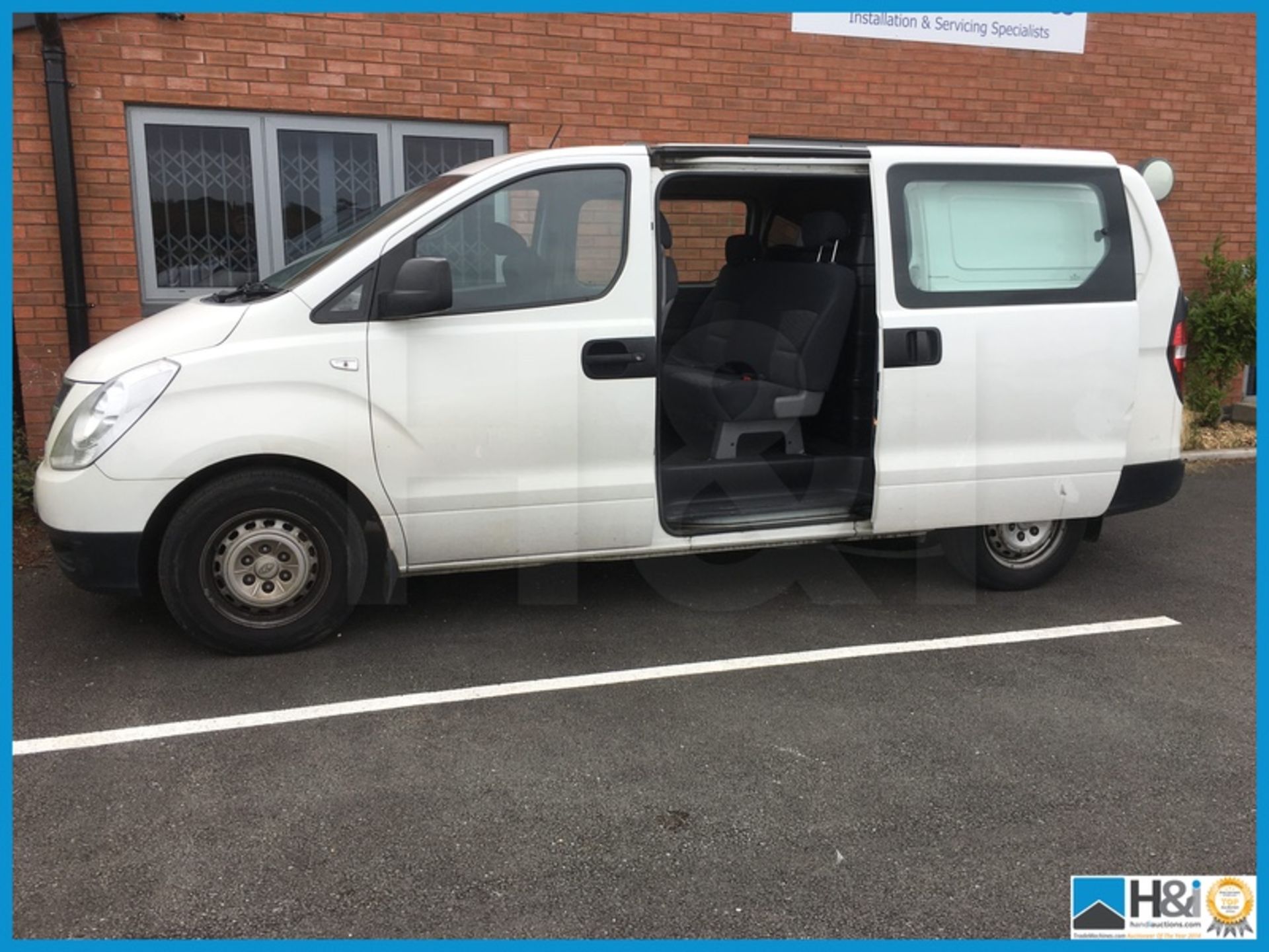 Hyundai I-Load 2L diesel 12 plate van / person carrier 3 owners, 114,000 miles appx 10 months MOT, - Bild 20 aus 21