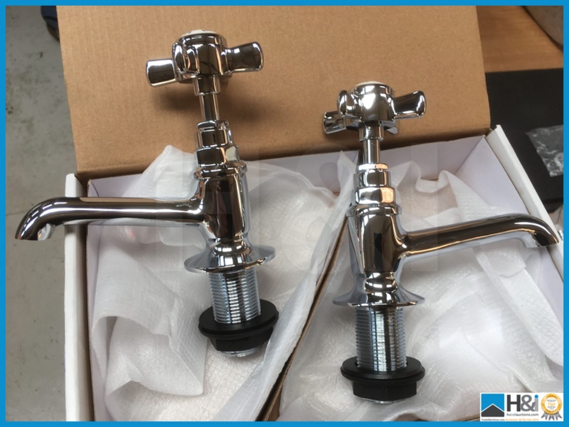 Ultra Beaumont polished chrome traditional style bath traps. New and boxed. Suggested