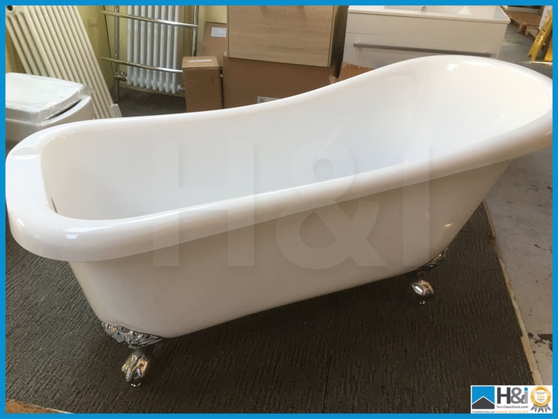 Beautiful designer free standing slipper style bathtub with metal feet. 8 mm thick acrylic. New - Image 2 of 5