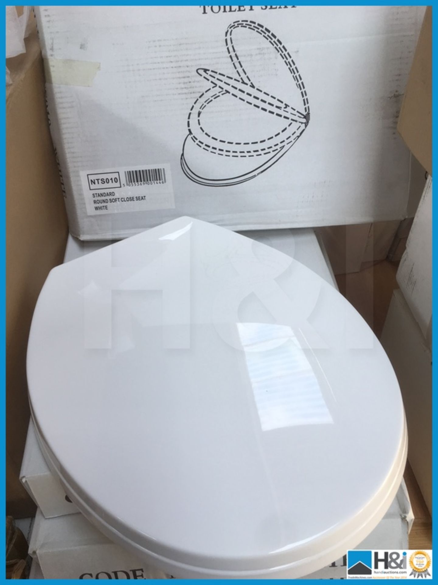 Ultra NTS010 standard round soft close toilet seat. New and boxed. Suggested manufacturers selling
