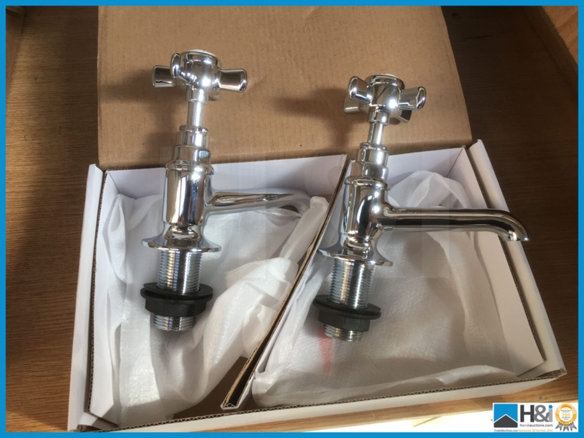 Ultra Beaumont polished chrome traditional style bath traps. New and boxed. Suggested