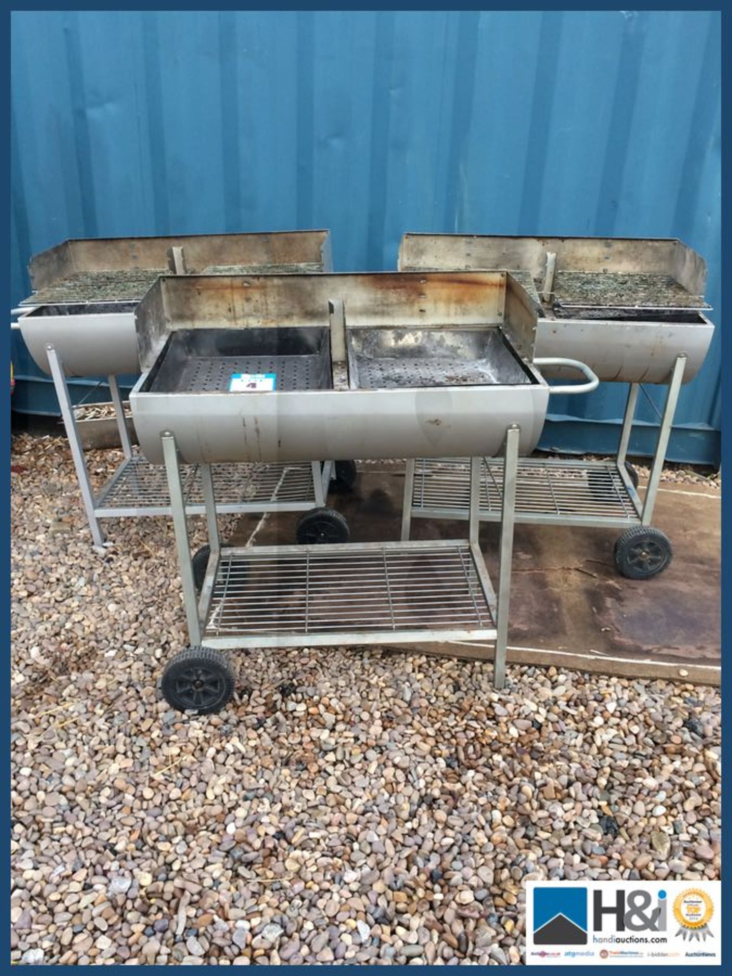 3 X GS HALF DRUM BARREL CHARCOAL BBQ 2 GRILLS 1100(W) 500 MM (D) 900 MM (H) 2 GRILLS ARE MISSING OFF - Image 2 of 3