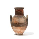 Amphore ou urne en terre cuite- Chypre- époque géométrique- VIIe s. av. J.-C.- sur pied annulaire-