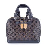 Louis Vuitton- sac Alma MM Monogram Eclipse édition limitée 2009-2010 en cuir noir et toile