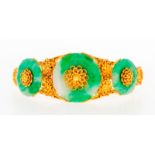 Bracelet en or 585 serti de disques de jadeite- long. 14 cm- 27g