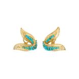 Paire de clips d'oreilles feuilles en or 750 sertie de turquoises- h. 2.5 cm- 12g /