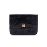 Comtesse- petit sac à rabat en baby croco noir- fermoir doré- bandoulière détachable- miroir-